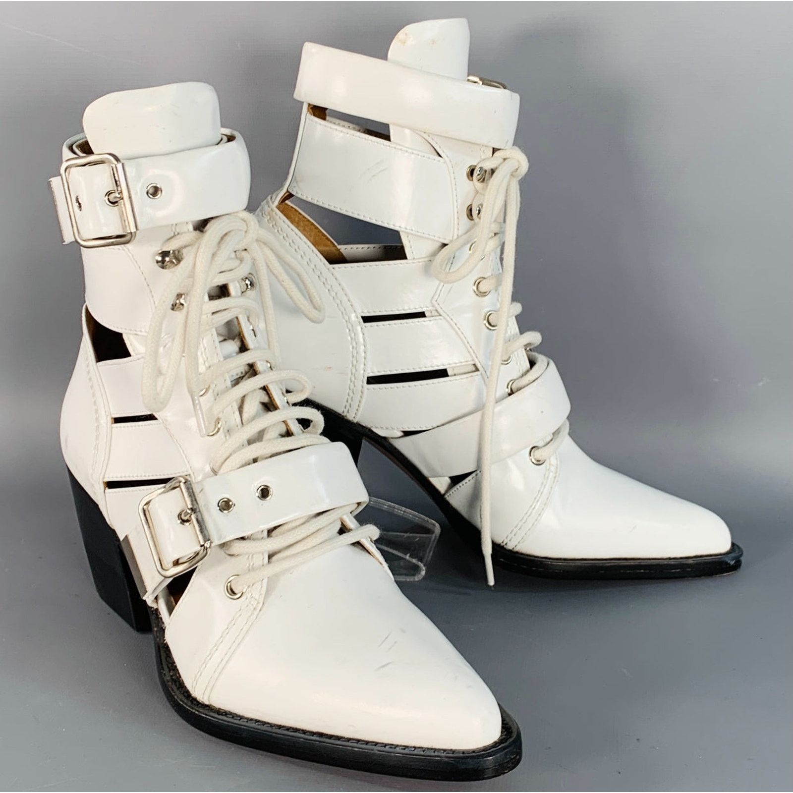 Chloe CHLOE 8 White Leather Lace-Up Belted Pointed Toe Ankle Boots Size US 8 / IT 38 - 1 Thumbnail
