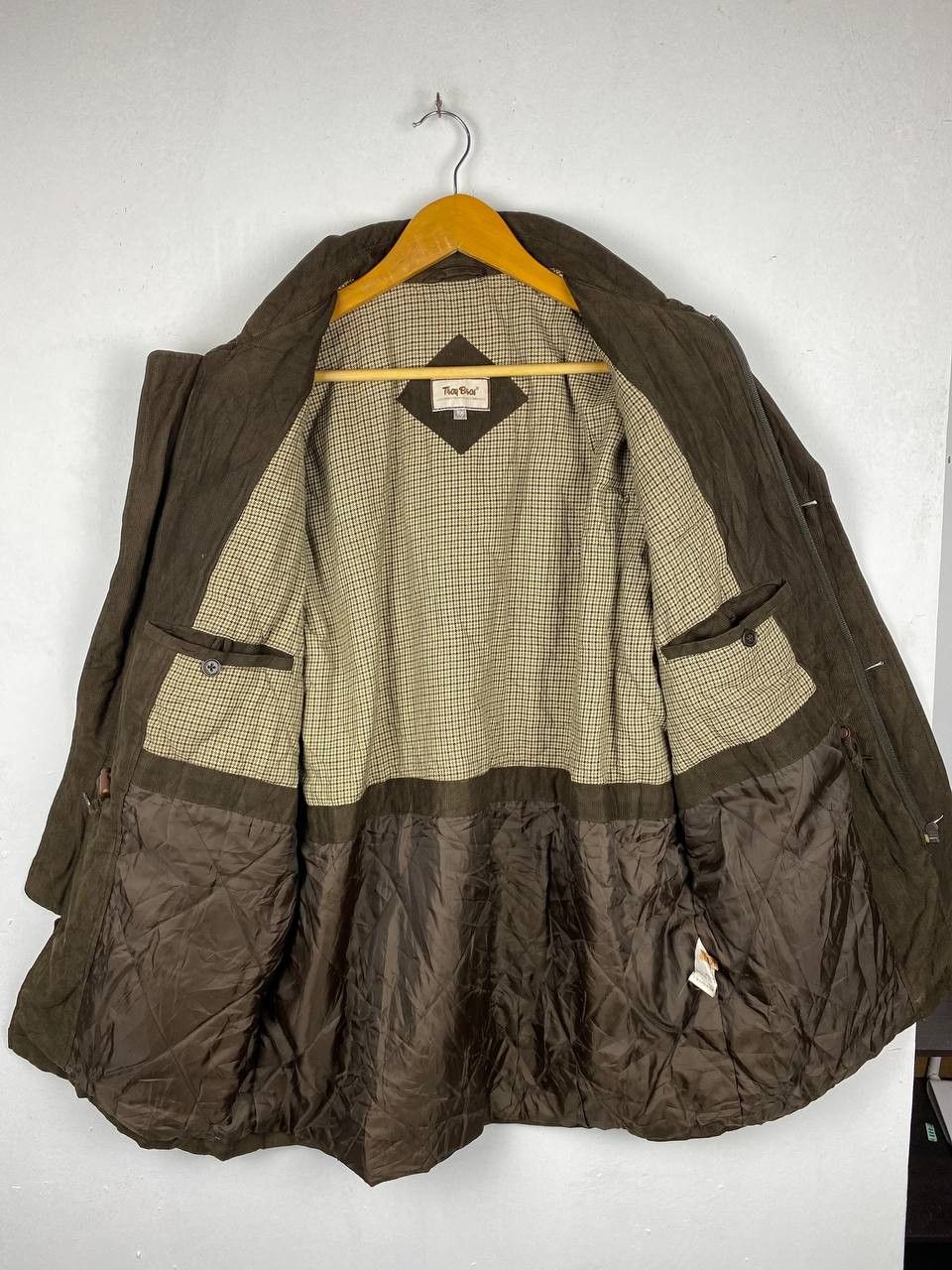 Japanese Brand troy bros brown velvet jacket nice design Size US M / EU 48-50 / 2 - 5 Thumbnail