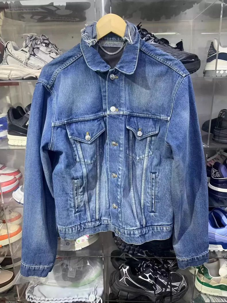 Balenciaga balenciaga denim jacket in excellent condition-dmc Size US L / EU 52-54 / 3 - 1 Thumbnail