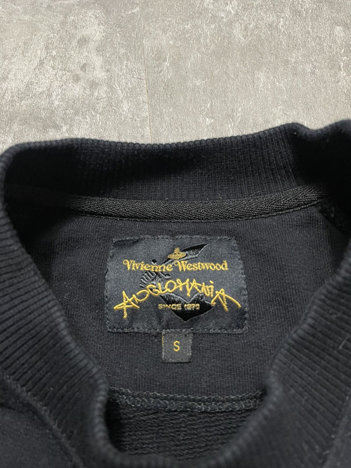 Vivienne Westwood Vintage Vivienne Westwood Orb Logo Sweatshirt Crewneck Y2k Size US S / EU 44-46 / 1 - 4 Thumbnail