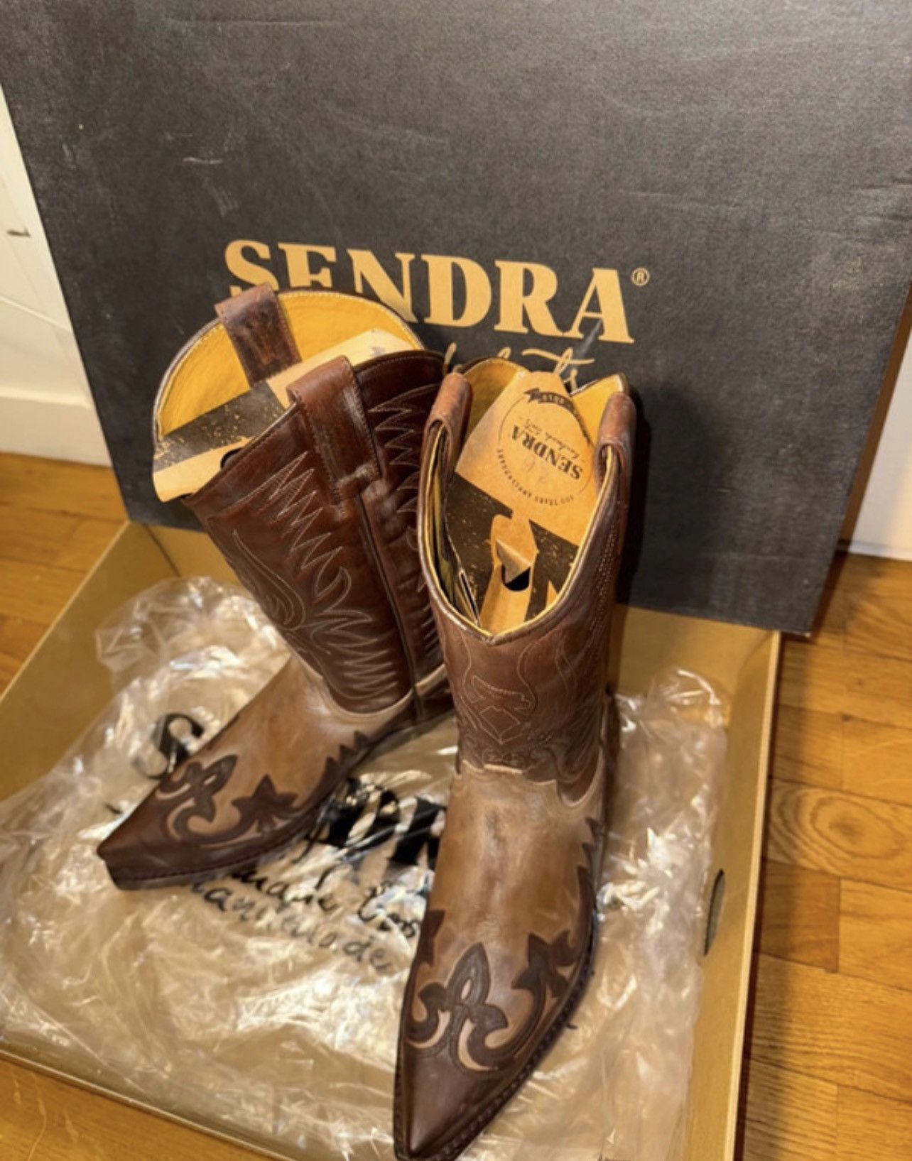 Sendra Sendra women’s leather western boots comfy heel winter style Size US 4.5 / IT 34.5 - 4 Thumbnail
