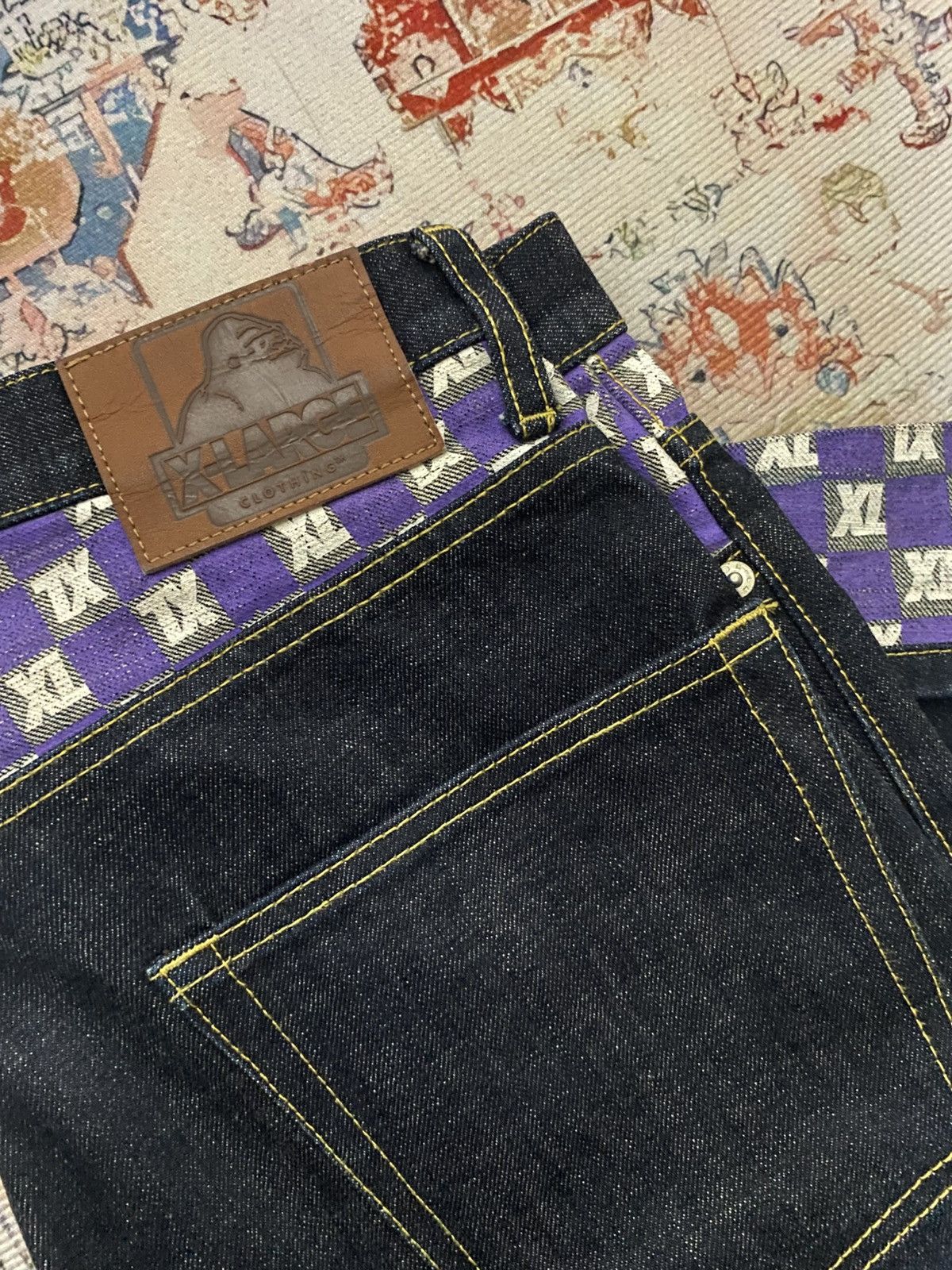 X-LARGE Xlarge Graphic Overprint PurpleJeans Size US 30 / EU 46 - 2 Thumbnail