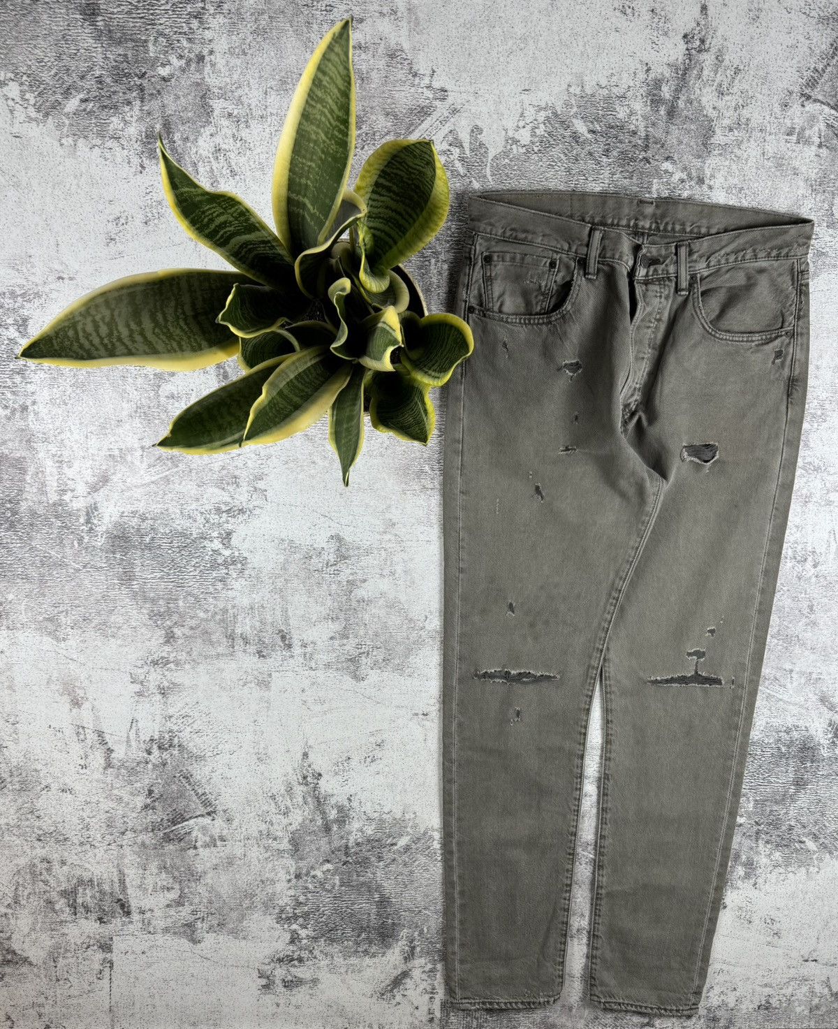 Levi's Vintage Levis 501 CT 31/34 Straight USA Jeans Pants Trousers Size US 31 - 1 Thumbnail