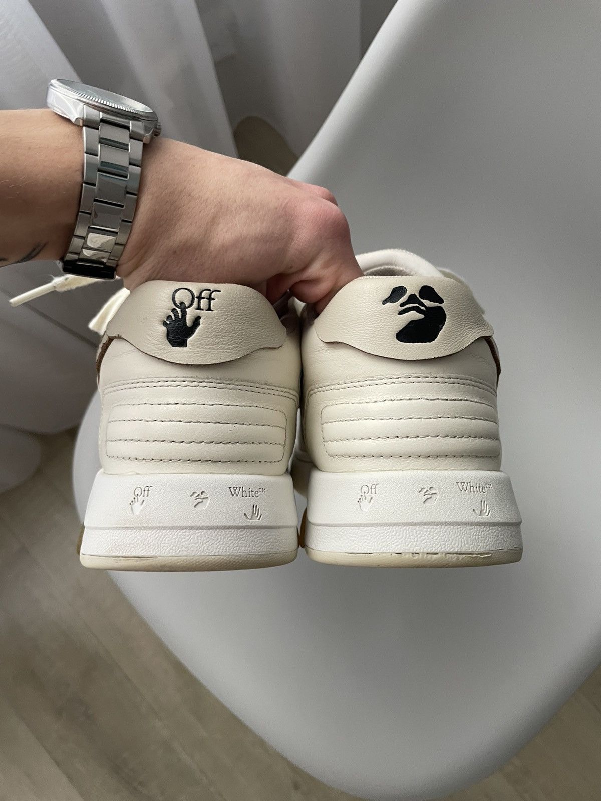Off-White Out Of Office Beige/White men’s US 6,5 EU 39