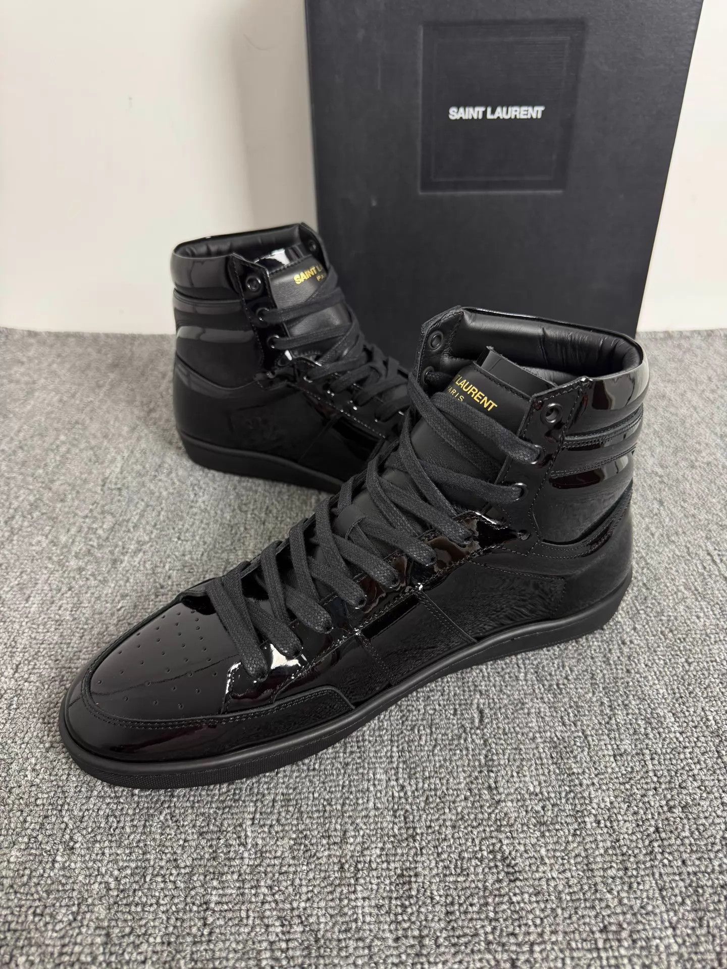 Yves Saint Laurent YSL SLP16SS blk Patent/Matte Leather HighTop Sneaker 43 Size US 10 / EU 43 - 4 Thumbnail