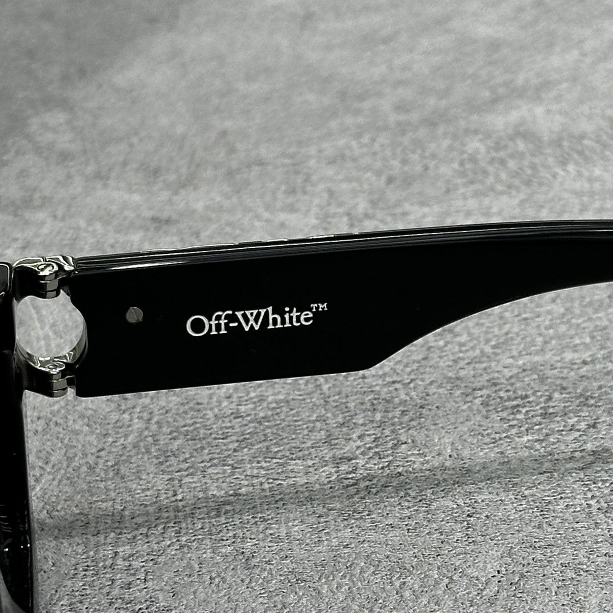Off-White OFF WHITE FILLMORE SUNGLASSES Size ONE SIZE - 7 Thumbnail