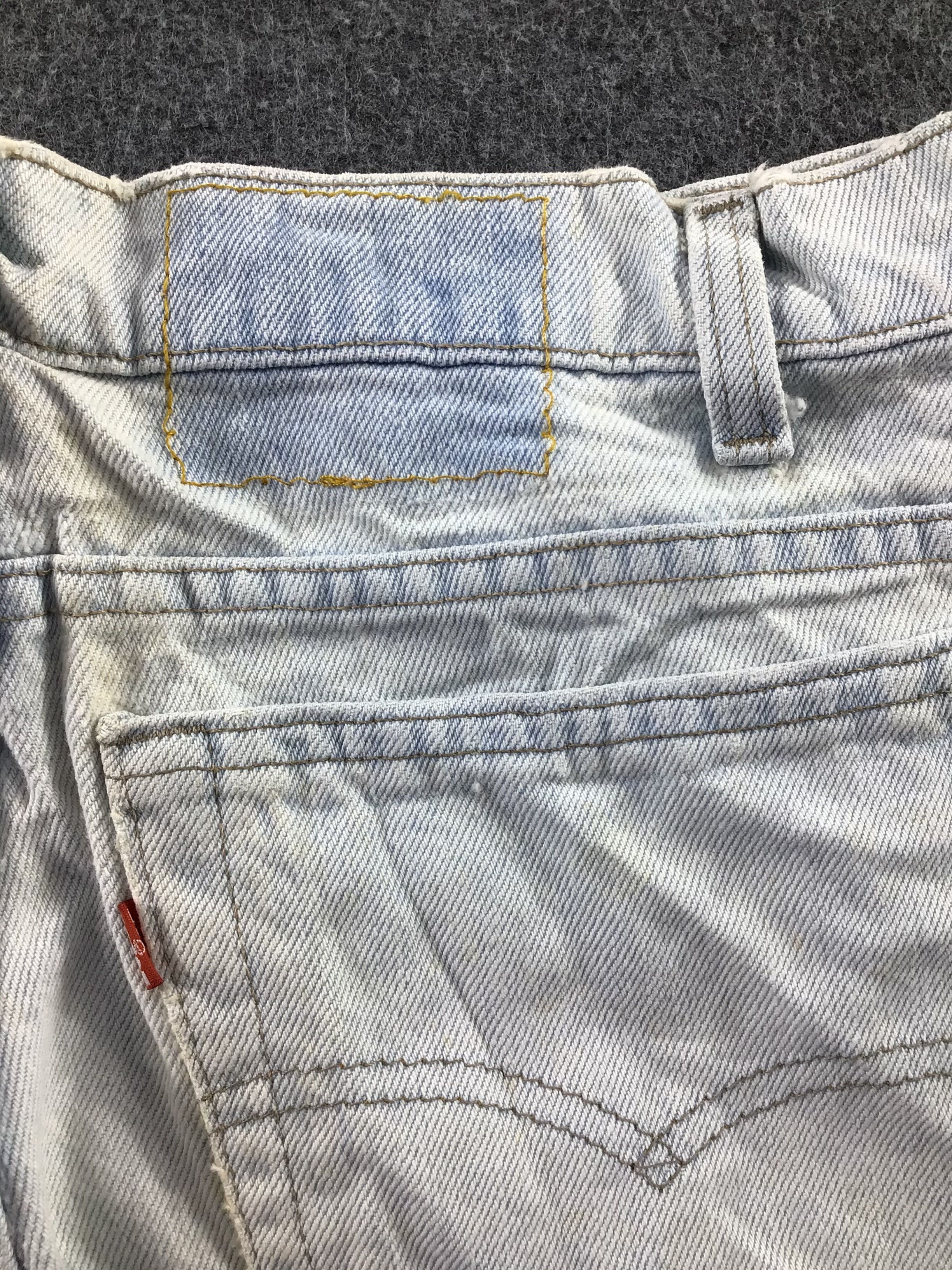 Levi's Vintage Light Wash Levis 511 Jeans-JM748 Size US 31 - 6 Thumbnail
