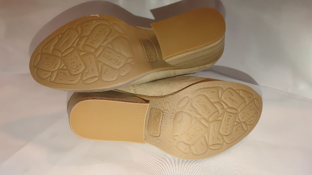 Kork-Ease Korks Hadley Block Heel Booties Size 8 NWOT Size US 8 / IT 38 - 8 Thumbnail