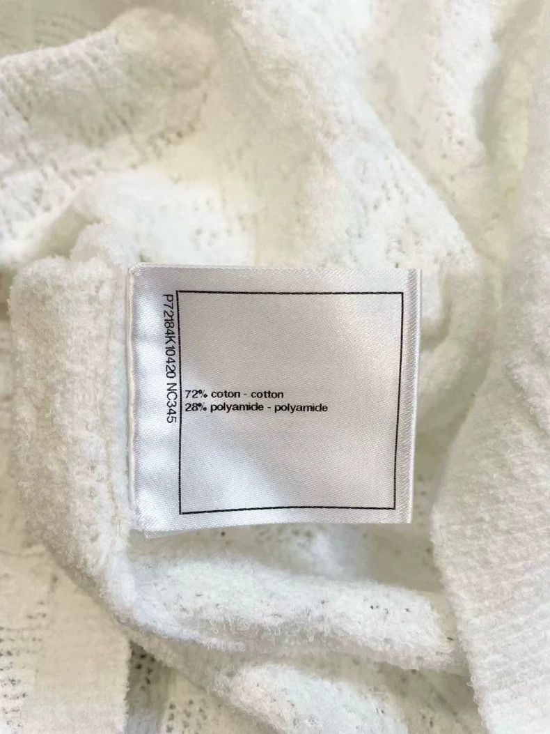 Chanel Chanel Embossed logo short sleeves Size XXS / US 00 / IT 34 - 6 Thumbnail