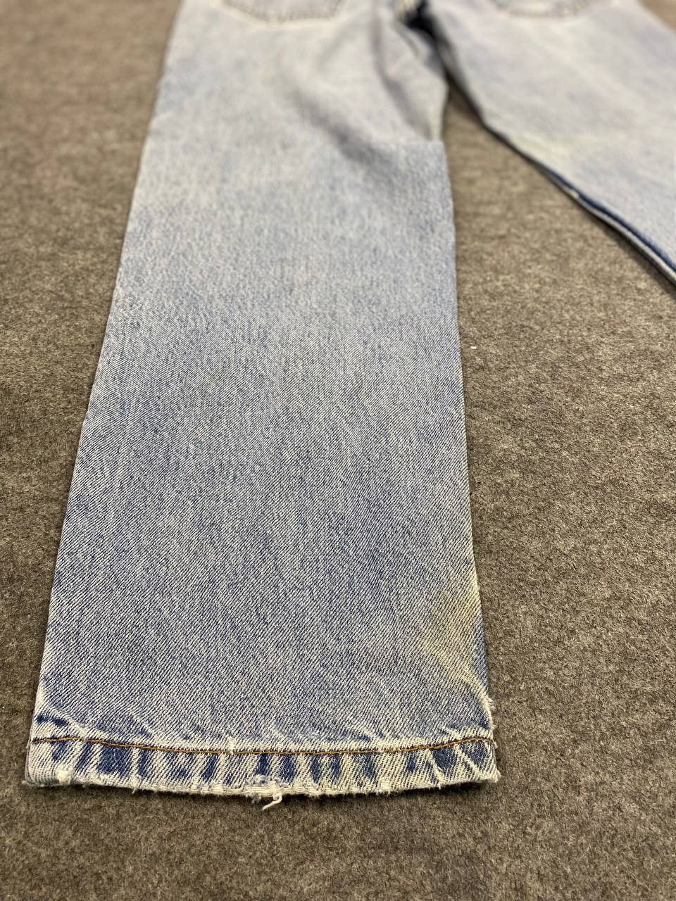 Levi's vintage levis 550 lightwash denim nice design Size US 33 - 7 Thumbnail