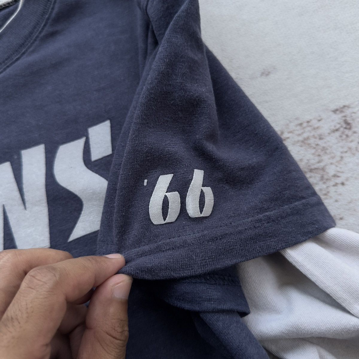 Vans VINTAGE VANS OF THE WALL Y2K LONG SLEEVE BIG LOGO Size US S / EU 44-46 / 1 - 6 Thumbnail