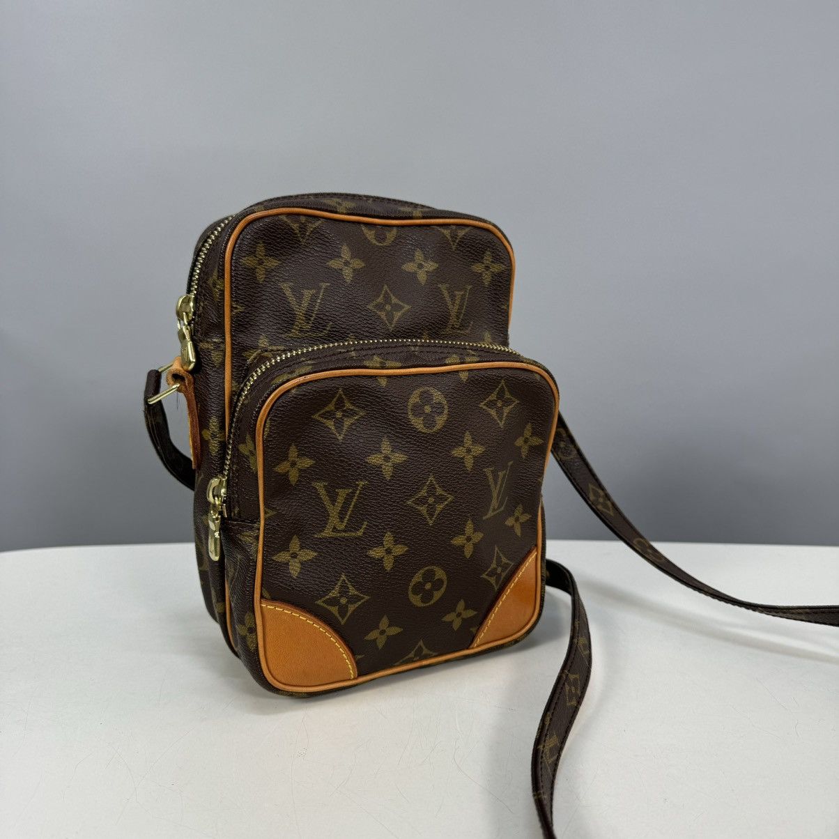 Louis Vuitton LOUIS VUITTON AMAZONE LV MONOGRAM Size ONE SIZE - 1 Thumbnail