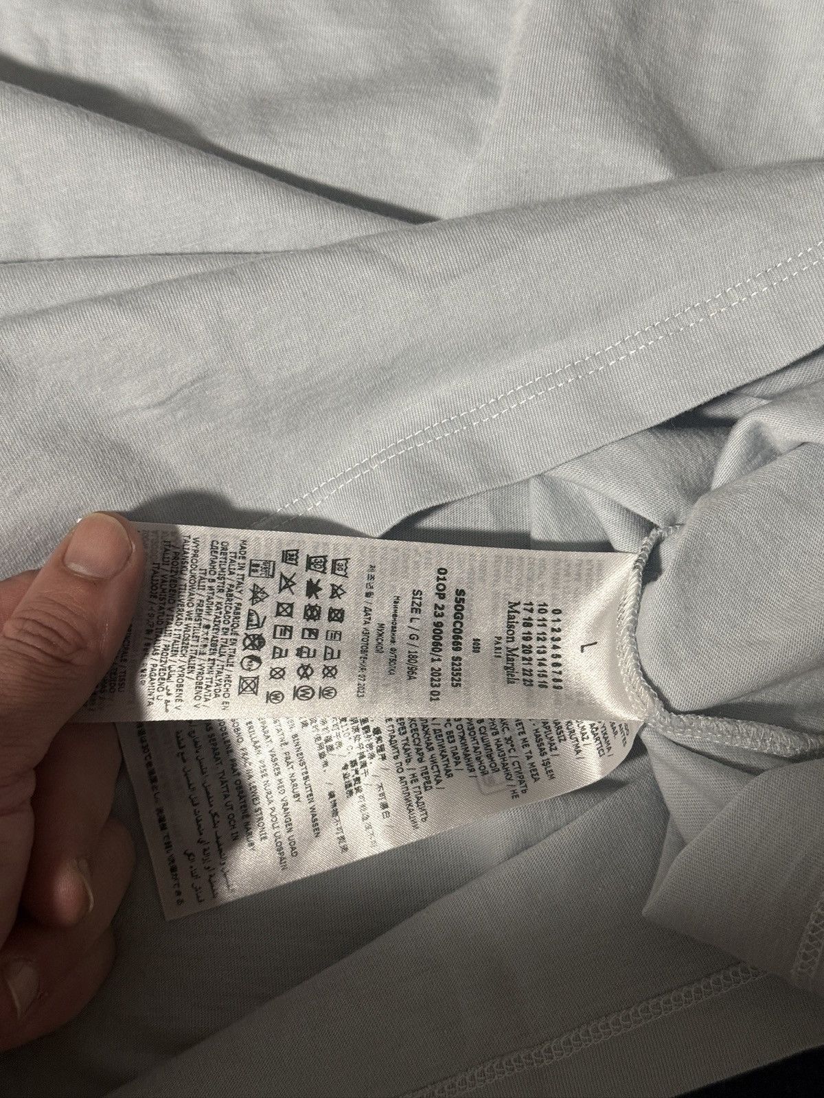 Maison Margiela Maison Margiela Upside Down Cotton Logo T-Shirt Size US L / EU 52-54 / 3 - 4 Thumbnail