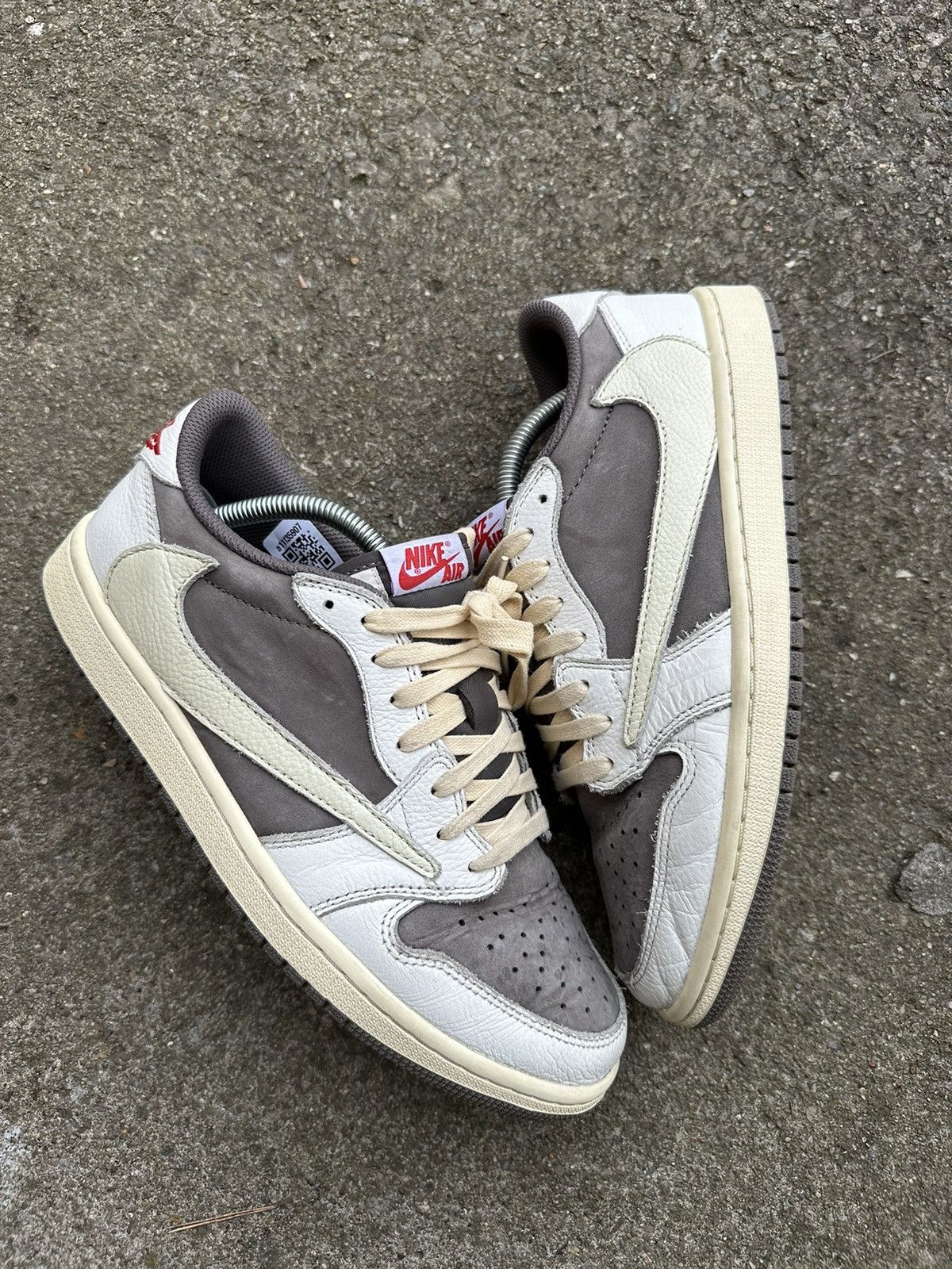 image of Jordan Nike Jordan 1 Retro Low OG Sp Travis Scott Reverse Mocha Size 10 Shoes in Beige, Men's