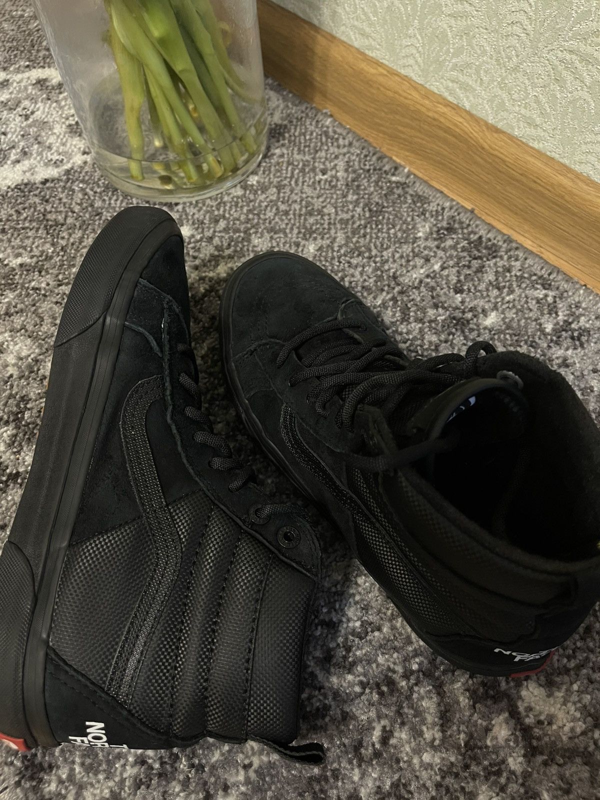 The North Face × Vans VANS Sk8-Hi MTE x The North Face Black Men’s (EU 42 / 27 cm) Size US 9 / EU 42 - 8 Thumbnail