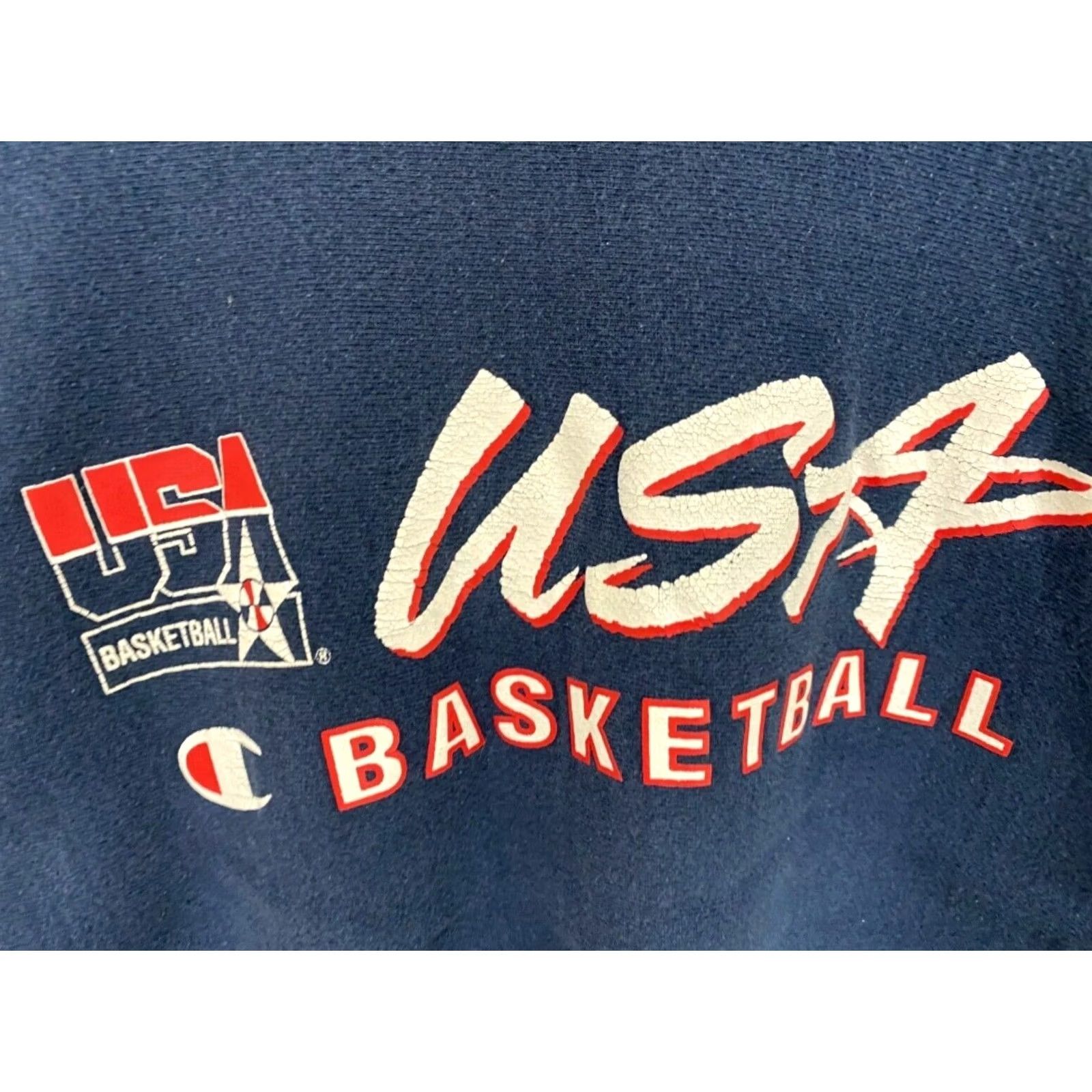 Champion VTG Champion Dream Team USA Basketball Reverse Weave Sweatshirt Navy Size L Mens Crewneck Reversible USA 90s Bball Size US L / EU 52-54 / 3 - 4 Thumbnail