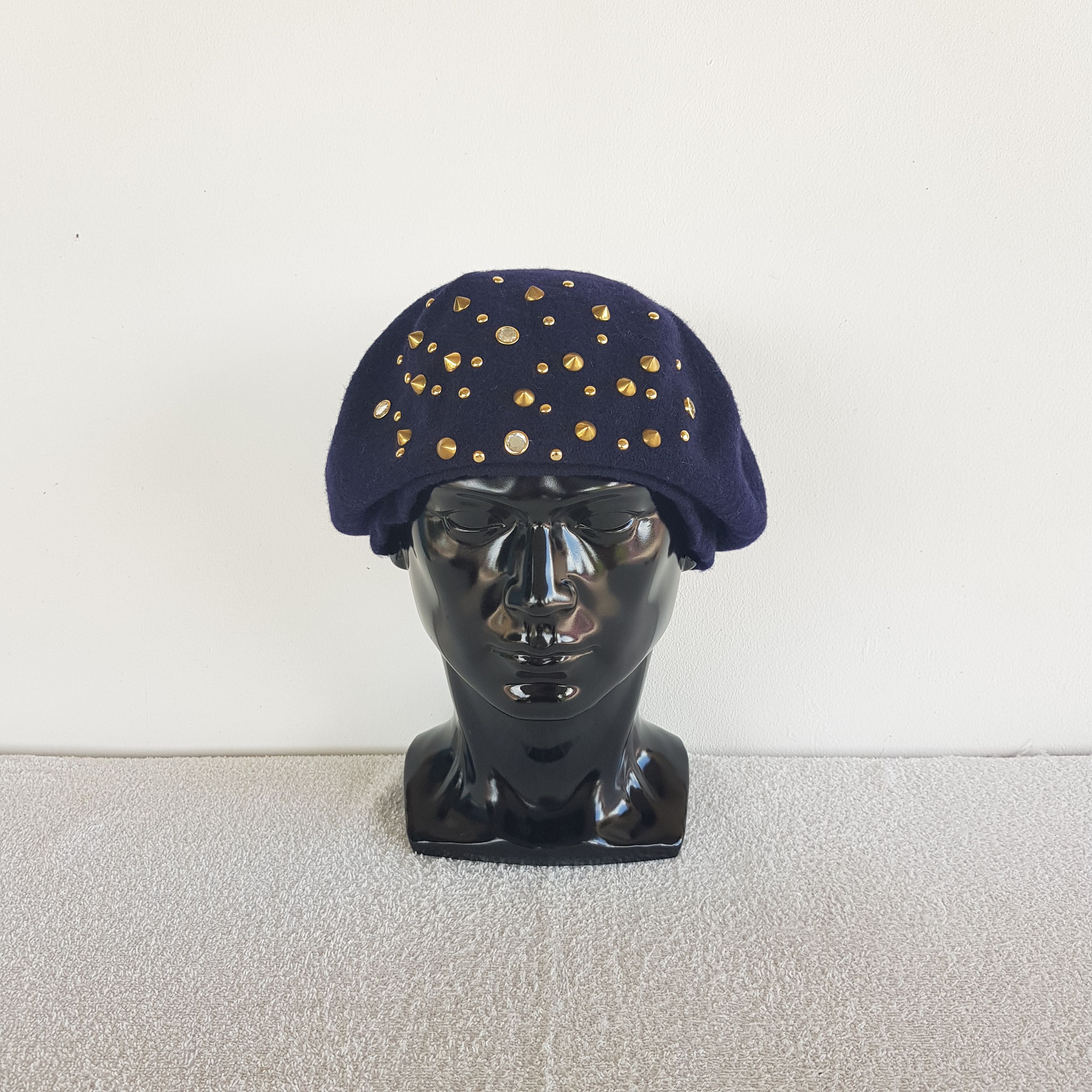 Japanese Brand × Other Vintage Japanese Bling Bling Beret Beanie Snow Caps Hats. Size ONE SIZE - 2 Thumbnail