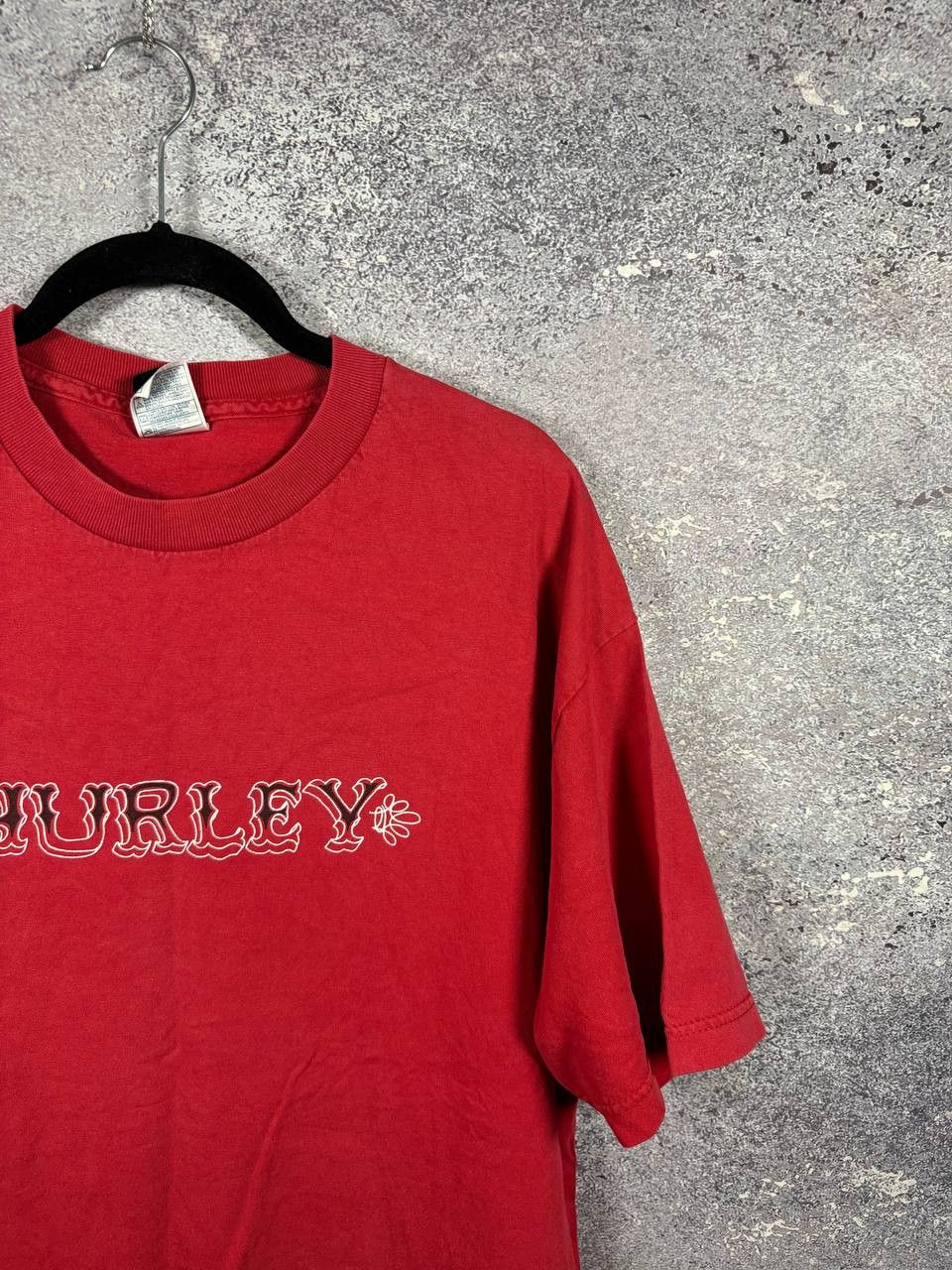 Hurley Vintage Hurley International 09 Distressed Surfing T-Shirt Size US XL / EU 56 / 4 - 5 Thumbnail