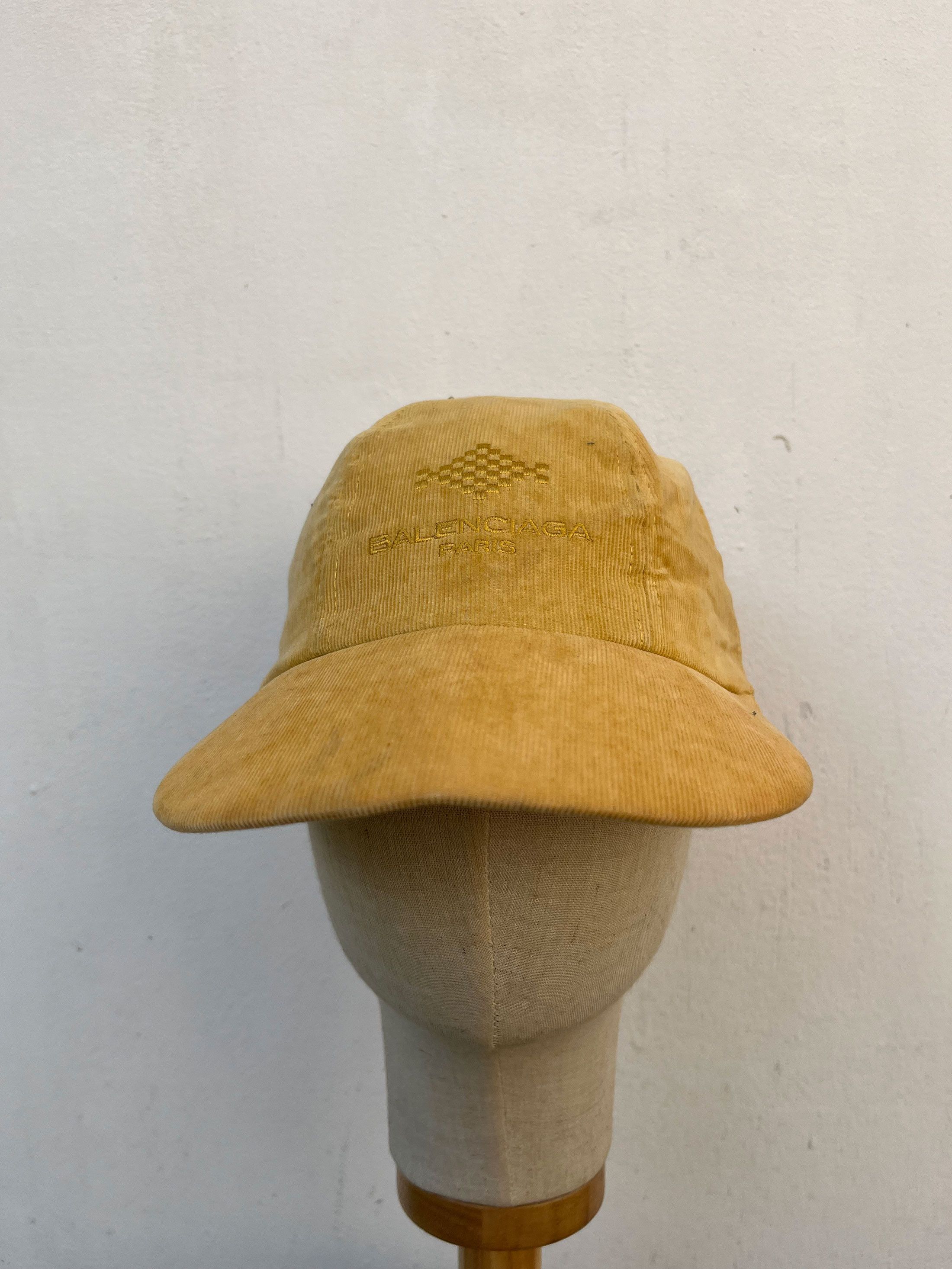 Balenciaga Vintage Balenciaga Paris Corduroy Cotton Cap Size ONE SIZE - 1 Thumbnail
