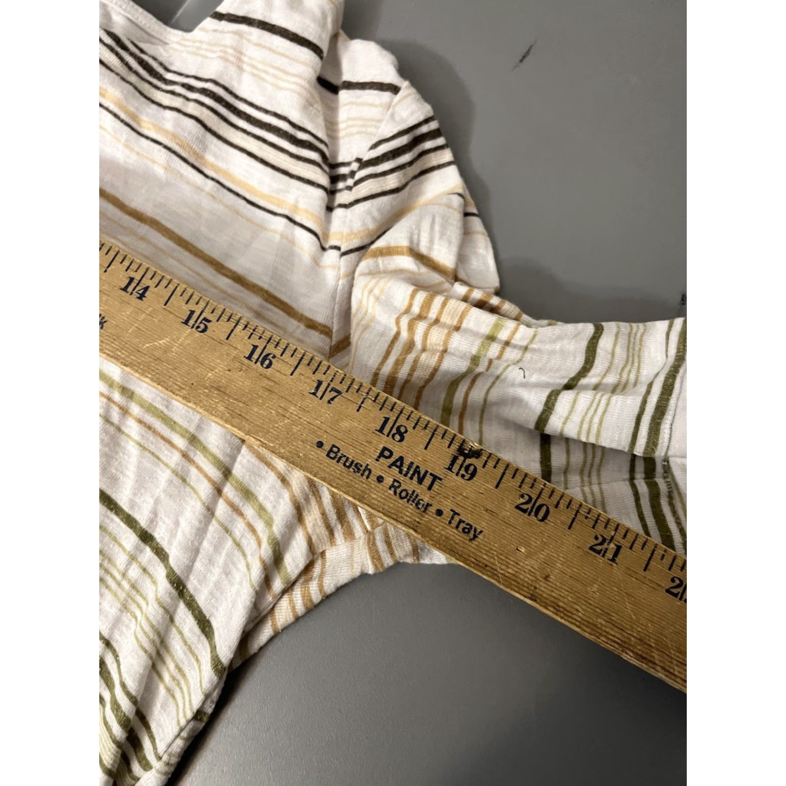 Croft & Barrow Croft Barrow Blouse Shirt Beige Short Sleeve V-Neck Knit Cotton Blend Regular Womens M City Classic Size M / US 6-8 / IT 42-44 - 5 Thumbnail