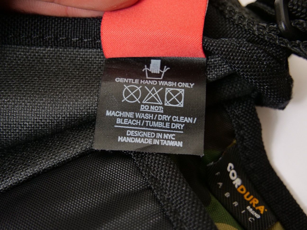 Manhattan Portage Undercover Chaos Balance Messenger Shoulder Bag Size ONE SIZE - 8 Thumbnail