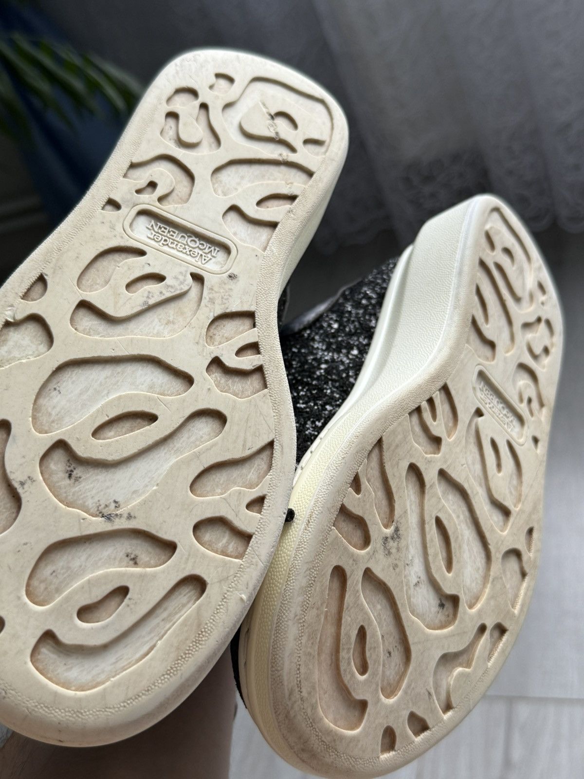 Alexander McQueen Alexander McQueen Oversized Glitter Sole Sneakers BlackWhite Size US 7.5 / IT 37.5 - 7 Thumbnail
