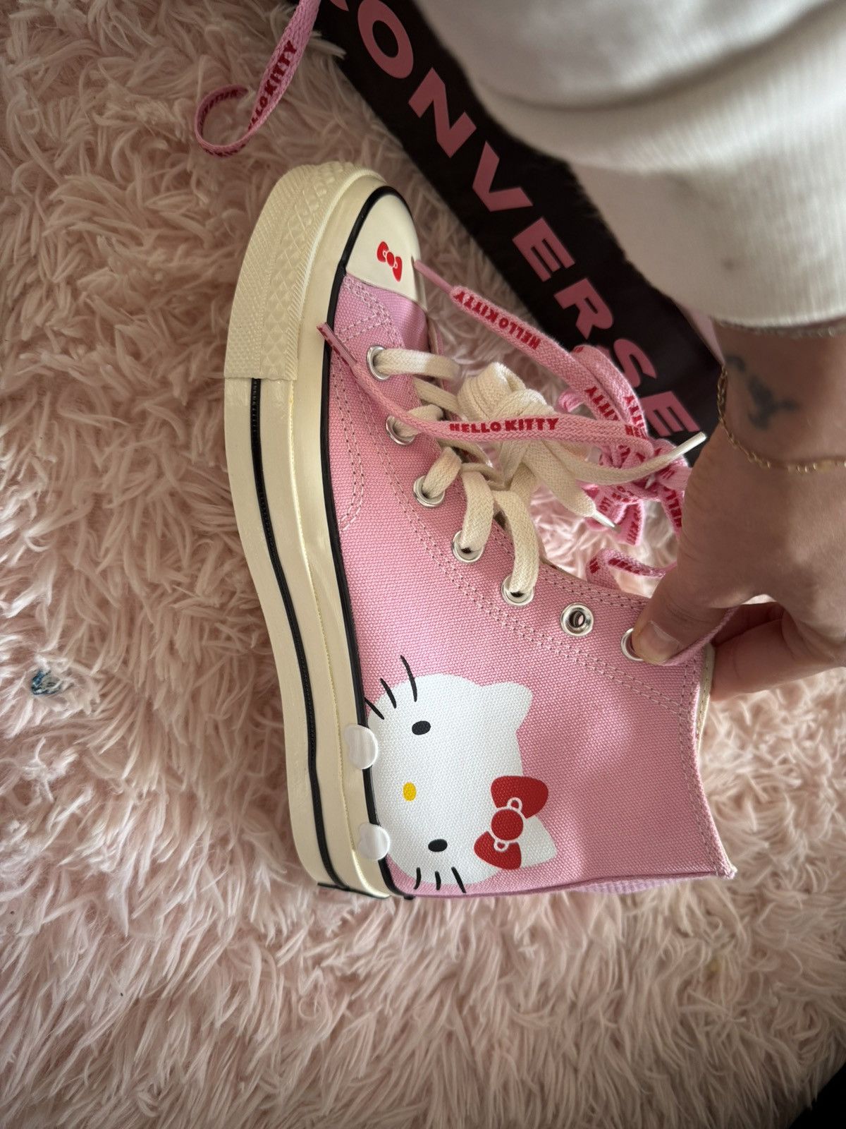 Converse Hello kitty converse new in box Size US 6 / IT 36 - 4 Thumbnail