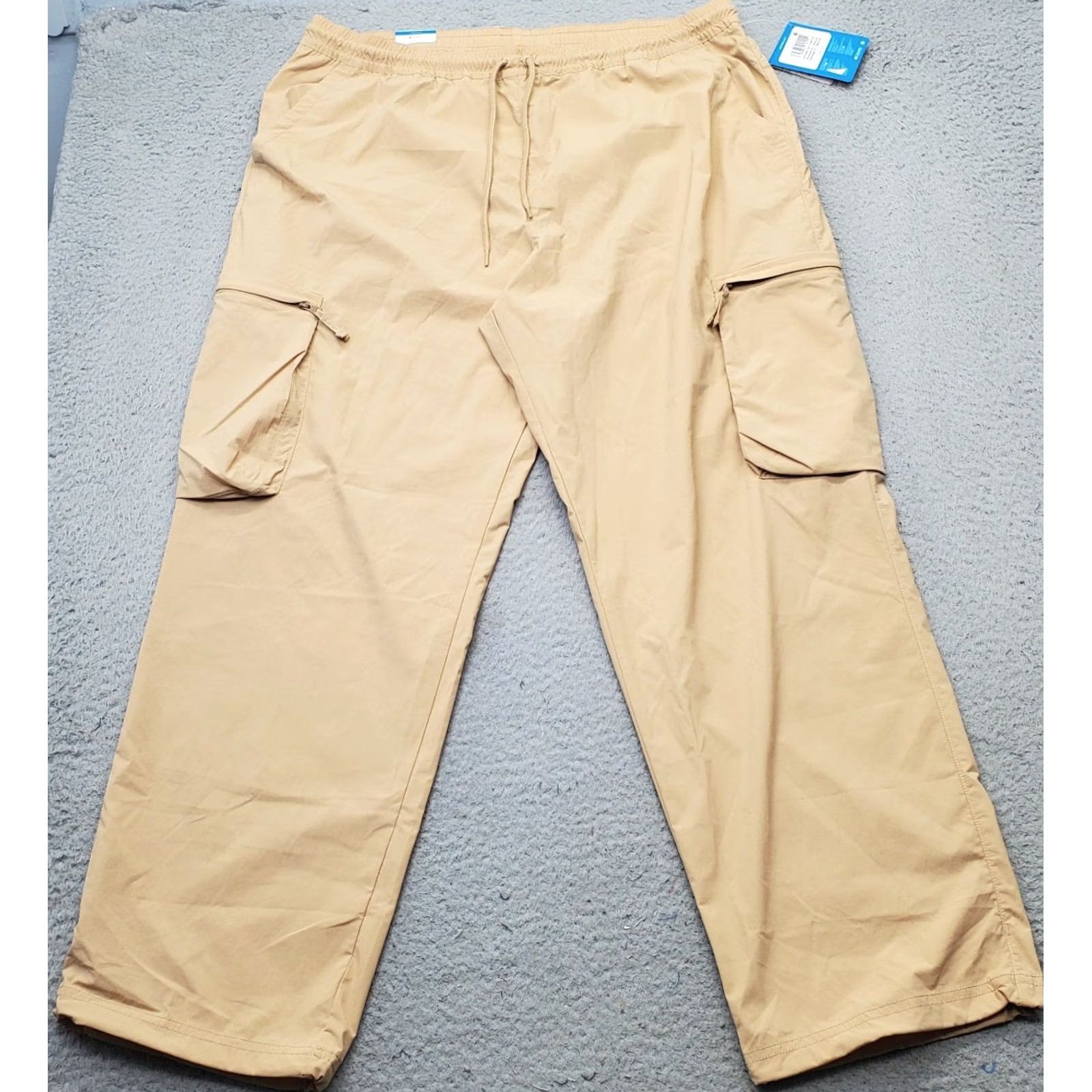 Logo 7 ColumbiaBoundless Trek Cargo Pants Womens XL Tan Relaxed Fit Straight Logo Pants Womens XL Tan Columbia Boundless Trek Cargo Pants Logo Size 40" / US 18 - 2 Thumbnail