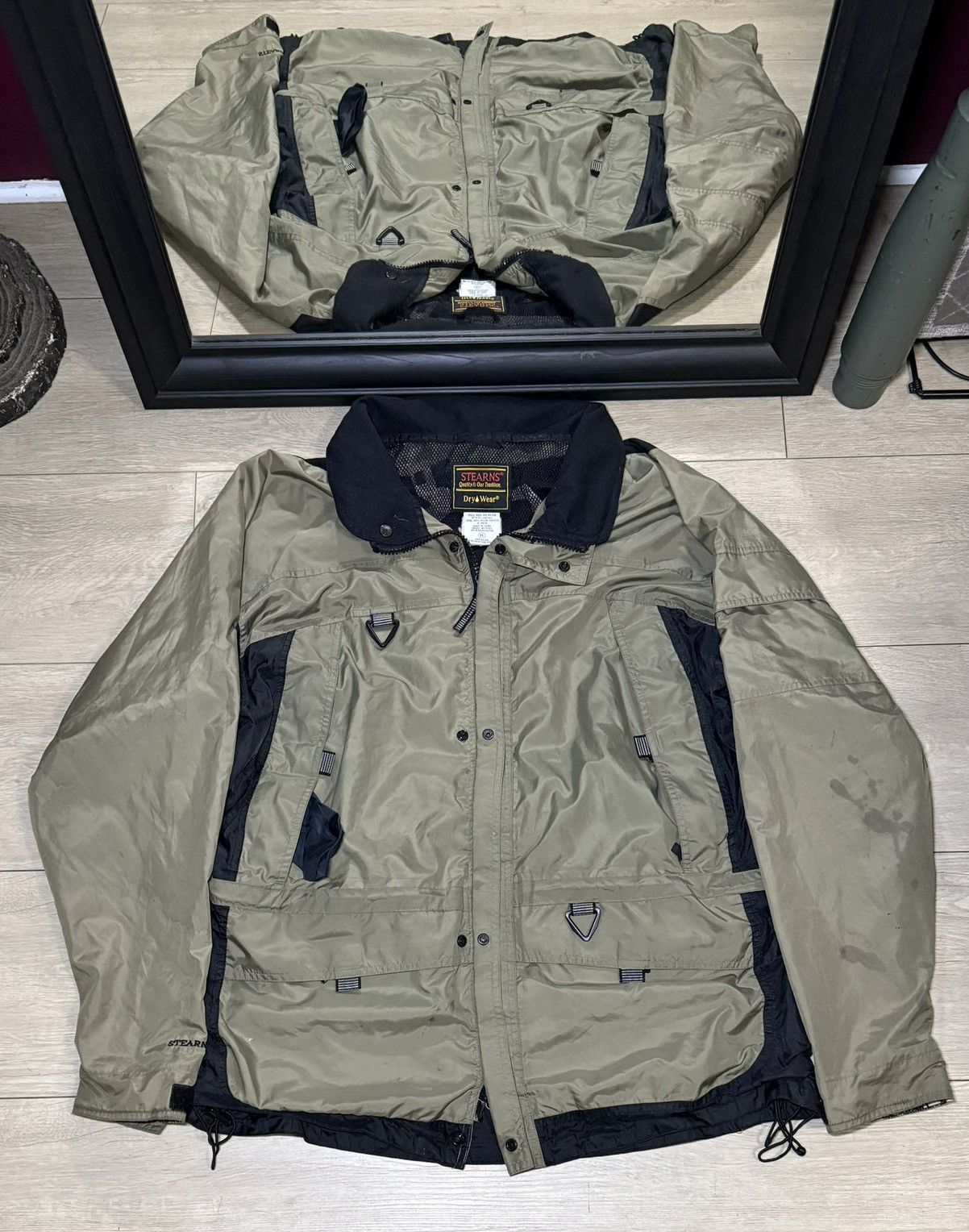 Patagonia Vintage 1990s Olive Green Stearns Dry Wear Rain Windbreaker Size US XL / EU 56 / 4 - 1 Thumbnail