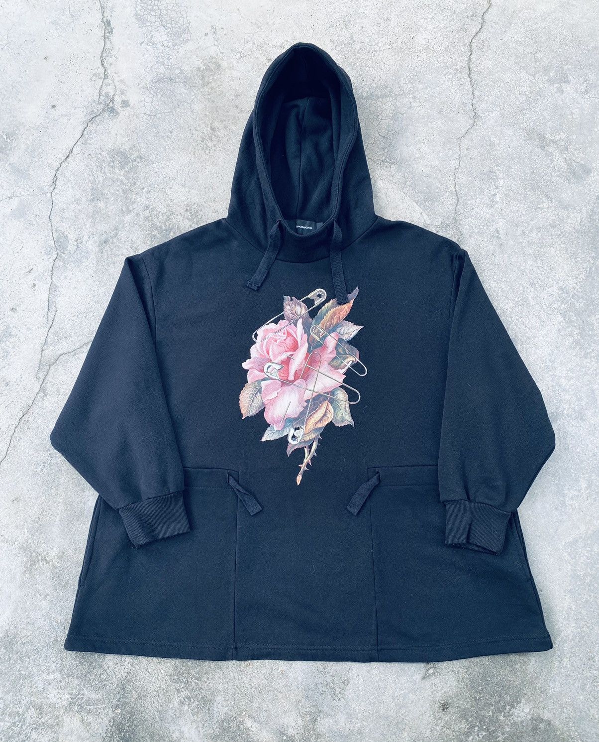 GU × Undercover Undercover Gu Broken Flowers Oversized Hoodie Size US L / EU 52-54 / 3 - 2 Thumbnail