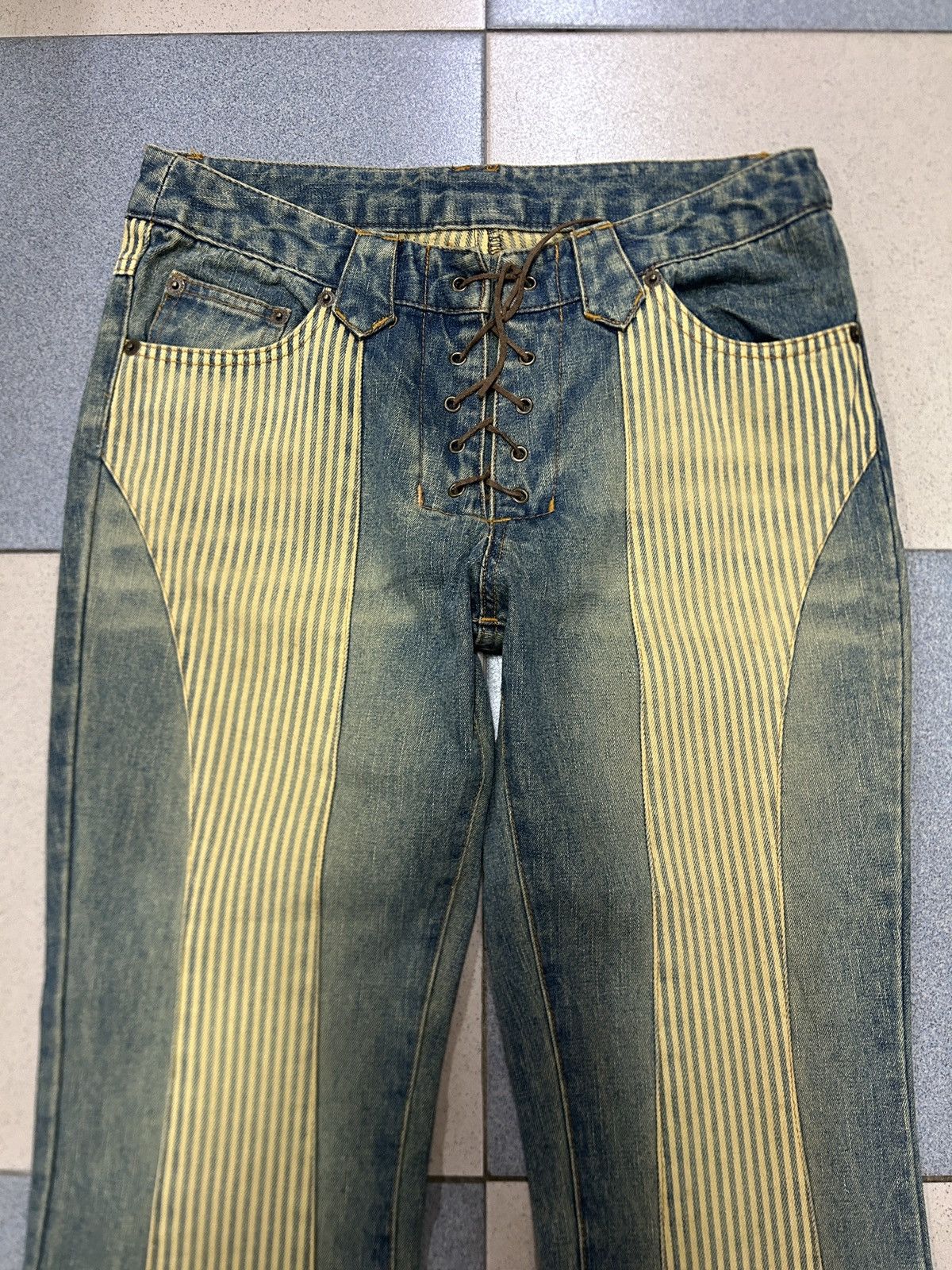 Japanese Brand Vintage Japanese Brand Flared Laces Up Jeans Size US 28 / EU 44 - 5 Thumbnail