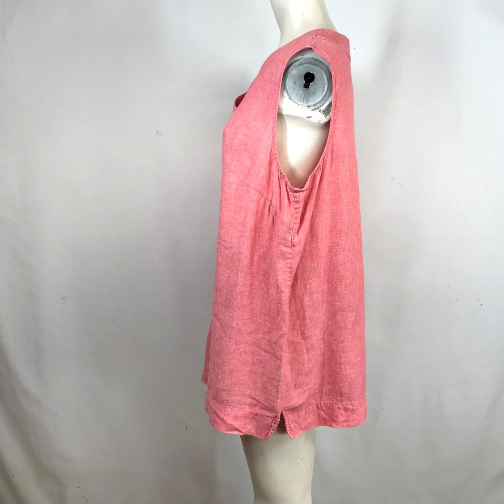 Lands' End VINTAGE Lands' End Womens 1X Tunic Sleeveless Linen V-Neck Coral Pink Knit Pintuck Pleats Slit Beach Casual Travel Workwear 100% Linen Womens 1X Size XL / US 12-14 / IT 48-50 - 6 Thumbnail