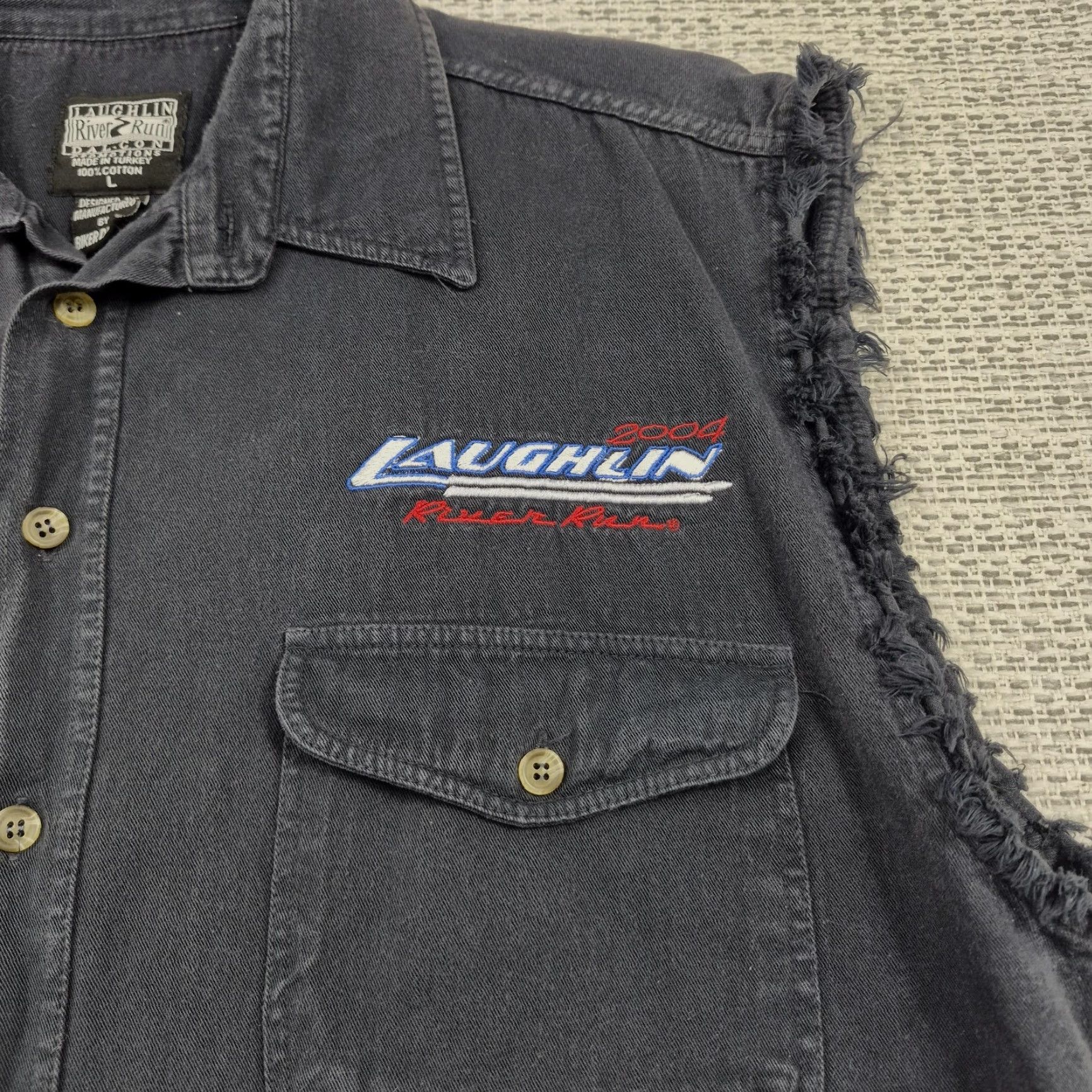 Vintage VINTAGE Laughlin River Run Shirt Mens Large Black Denim Sleeveless Eagle 2004 Size US L / EU 52-54 / 3 - 7 Thumbnail