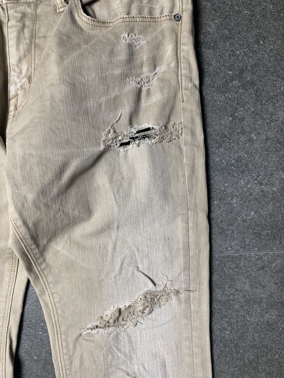 GOSTAR DE FUGA × If Six Was Nine × Le Grande Bleu (L.G.B.) 2000s Gostar de Fuga Distressed Washed Jeans Vkei Size US 32 / EU 48 - 5 Thumbnail