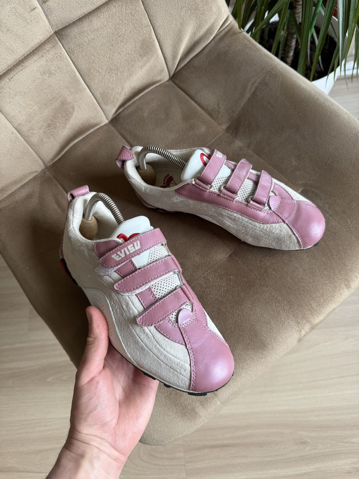 Evisu Vintage Evisu Pink Suede & Leather Velcro Sneakers (Rare) Size US 7 / IT 37 - 3 Thumbnail
