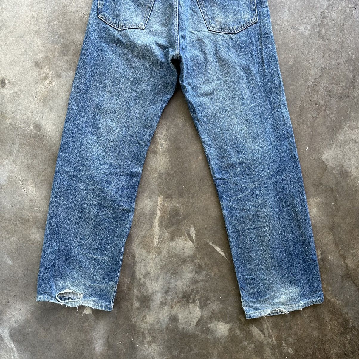 Japanese Brand Vintage Japanese Distressed Faded Denim Jean Pant W29 Size US 29 - 10 Thumbnail