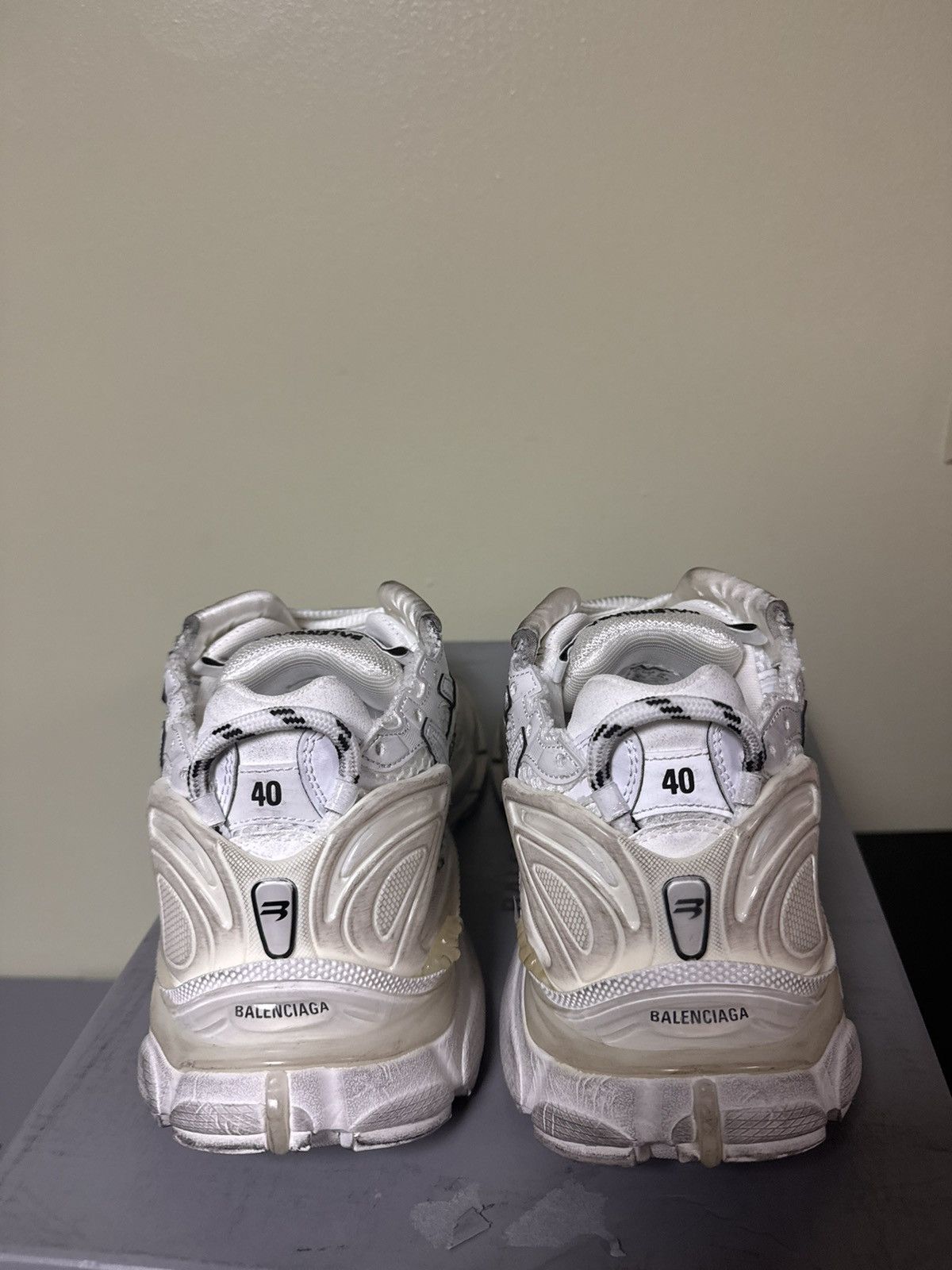 Balenciaga Balenciaga White Runner 40 Size US 7 / EU 40 - 3 Thumbnail