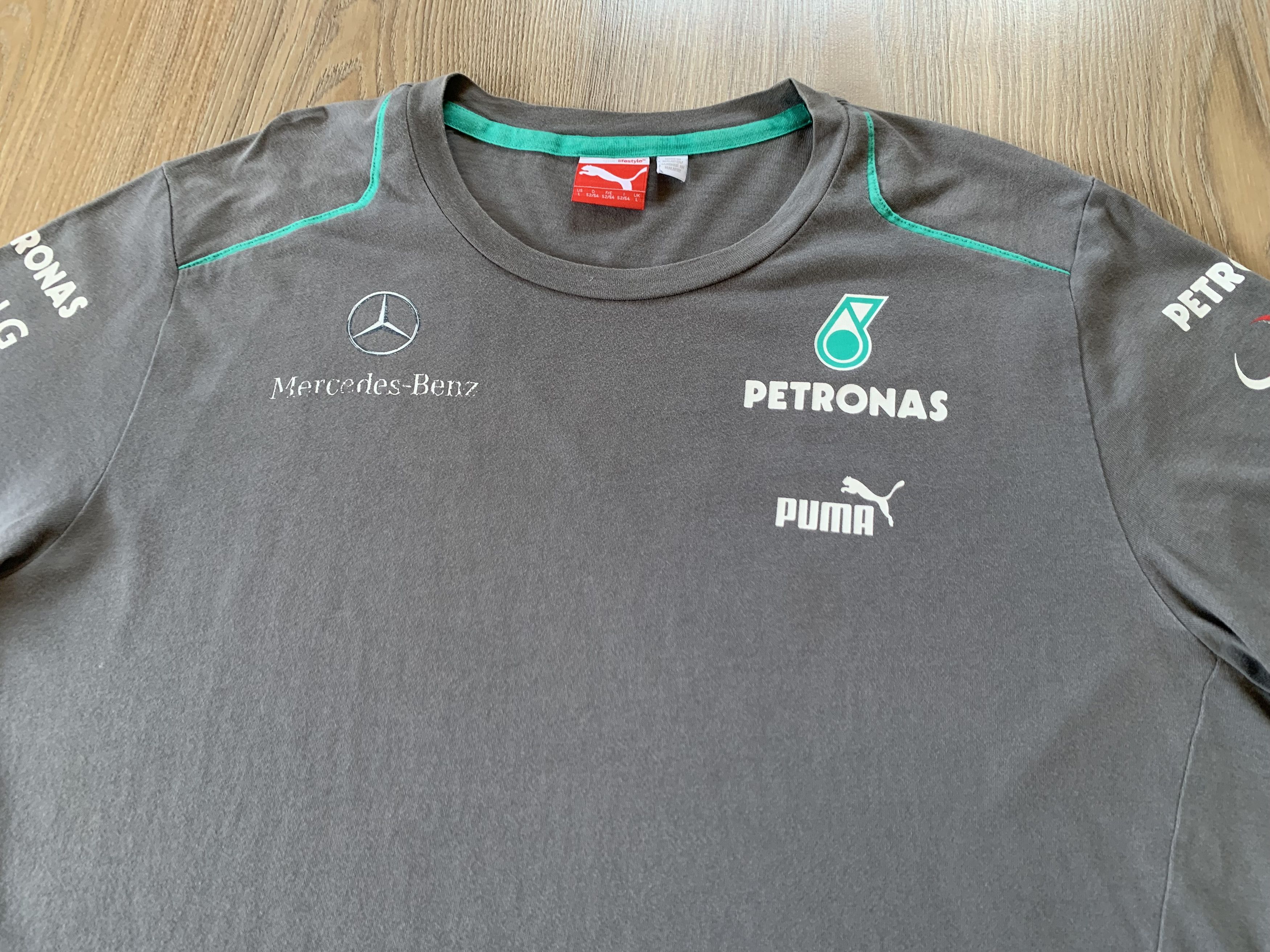 Puma × Red Bull × Vintage Vintage Puma Mercedes Petronas T-Shirt Size US L / EU 52-54 / 3 - 4 Thumbnail