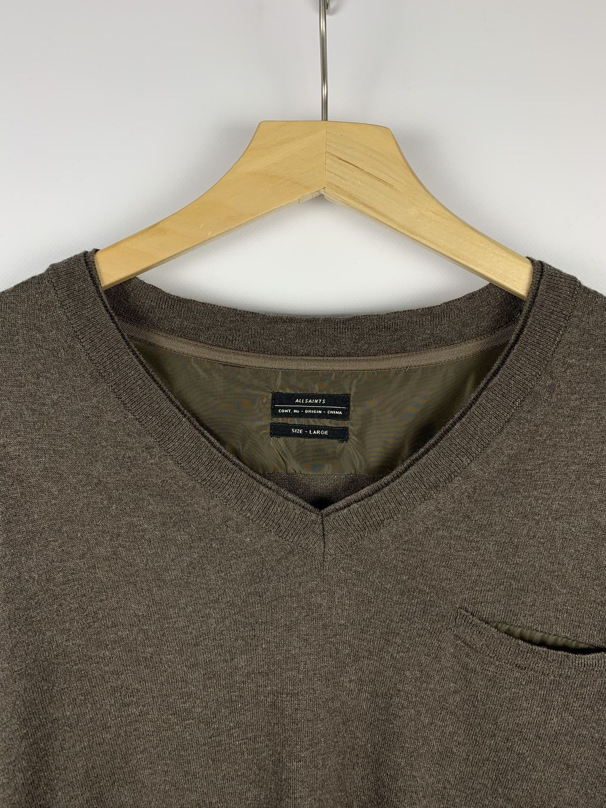 Allsaints Allsaints Mitaka V-Neck Cashmere Sweater Brown Top Size L Size US L / EU 52-54 / 3 - 5 Thumbnail