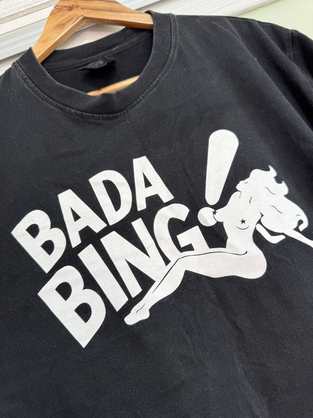 Vintage Vintage Bada Bing 2000 The Sopranos HBO Girl Tee Rare Shirt Size US L / EU 52-54 / 3 - 7 Thumbnail