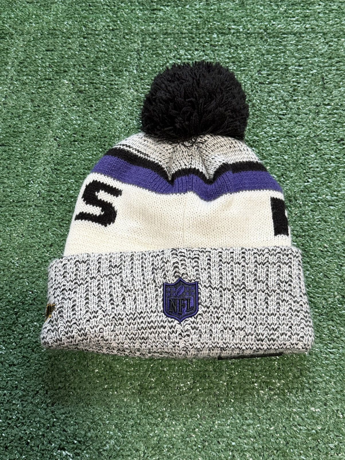 New Era NFL Baltimore Ravens Embroidered New Era Removable Pom Knit Size ONE SIZE - 2 Thumbnail