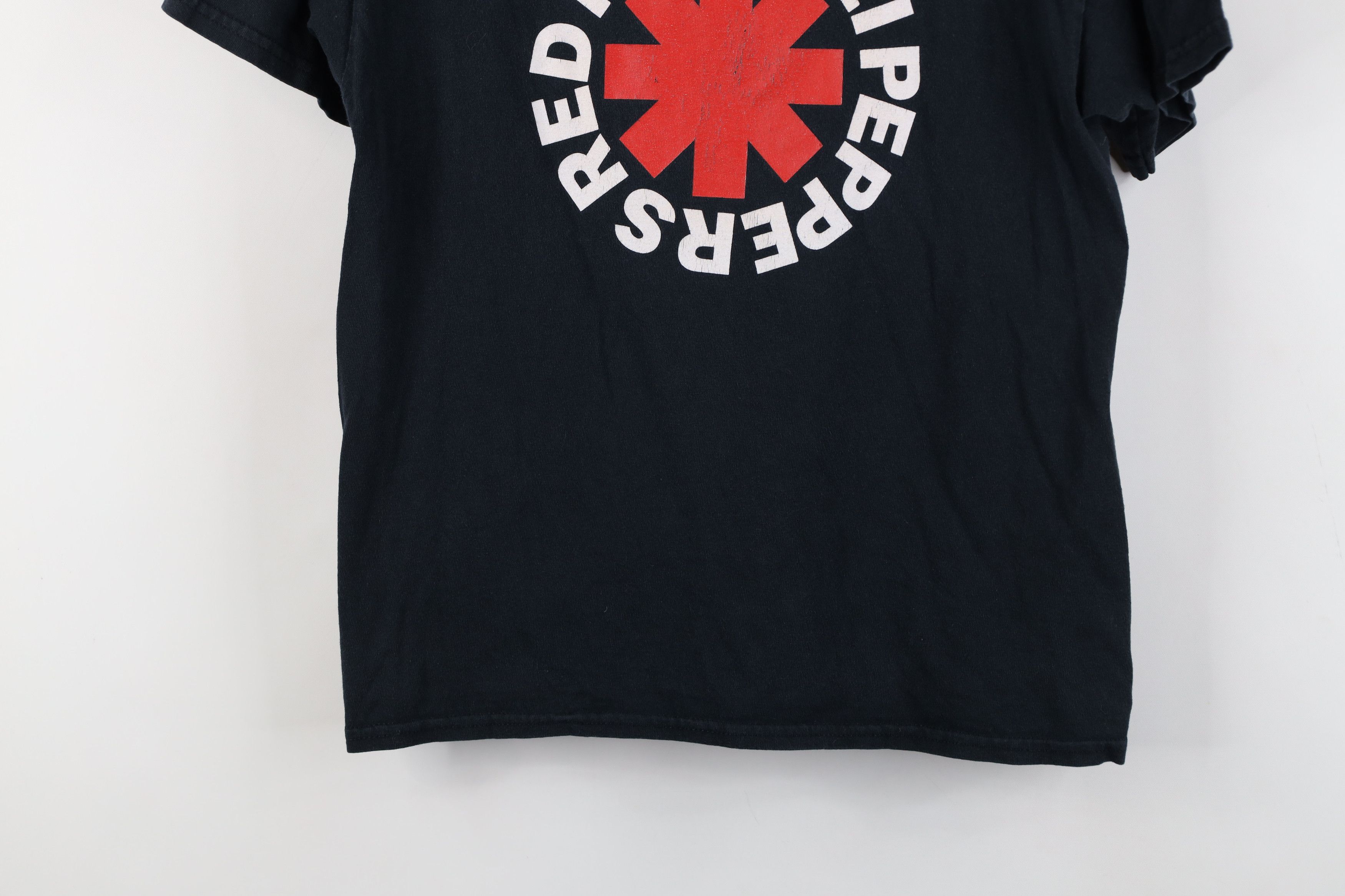 Vintage Vintage Y2K Red Hot Chili Peppers Band Short Sleeve T-Shirt Size S / US 4 / IT 40 - 3 Thumbnail