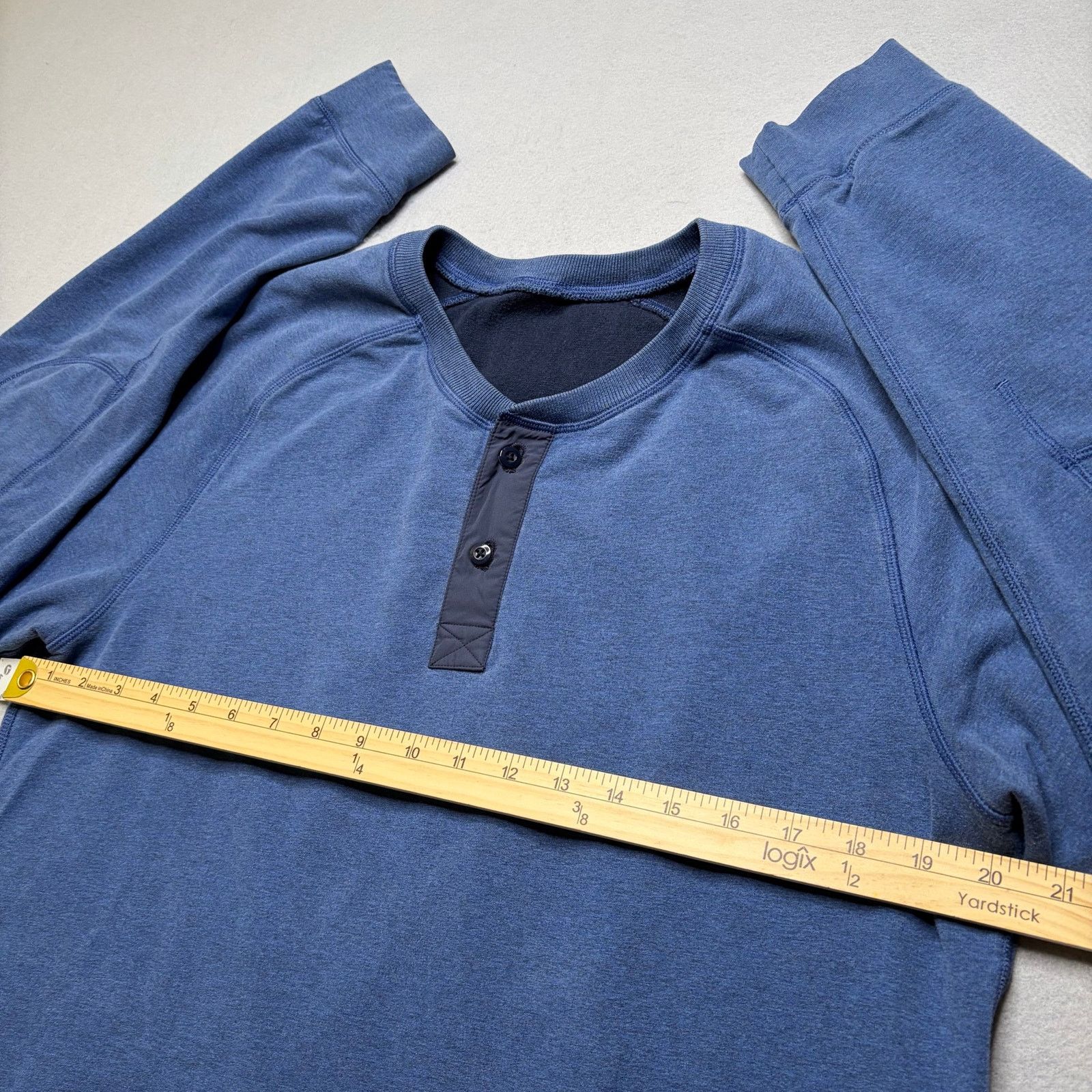 Lululemon Lululemon Men’s Blue Henley Pullover Long Sleeve Size M/L Size US L / EU 52-54 / 3 - 6 Thumbnail