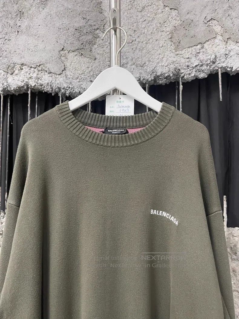 Balenciaga Balenciaga Coca-Cola Sweater Size US M / EU 48-50 / 2 - 3 Thumbnail