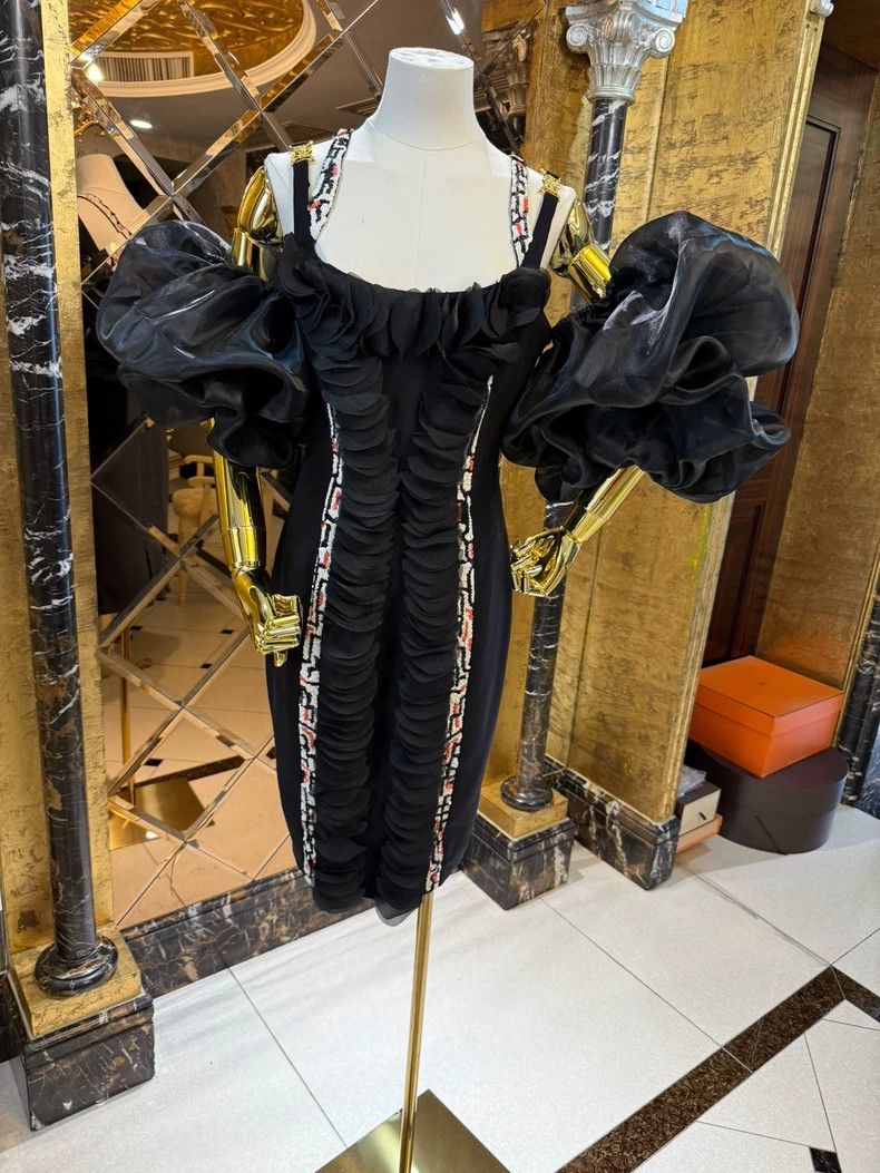 Versace Versace Puff sleeve dress Size M / US 6-8 / IT 42-44 - 1 Thumbnail