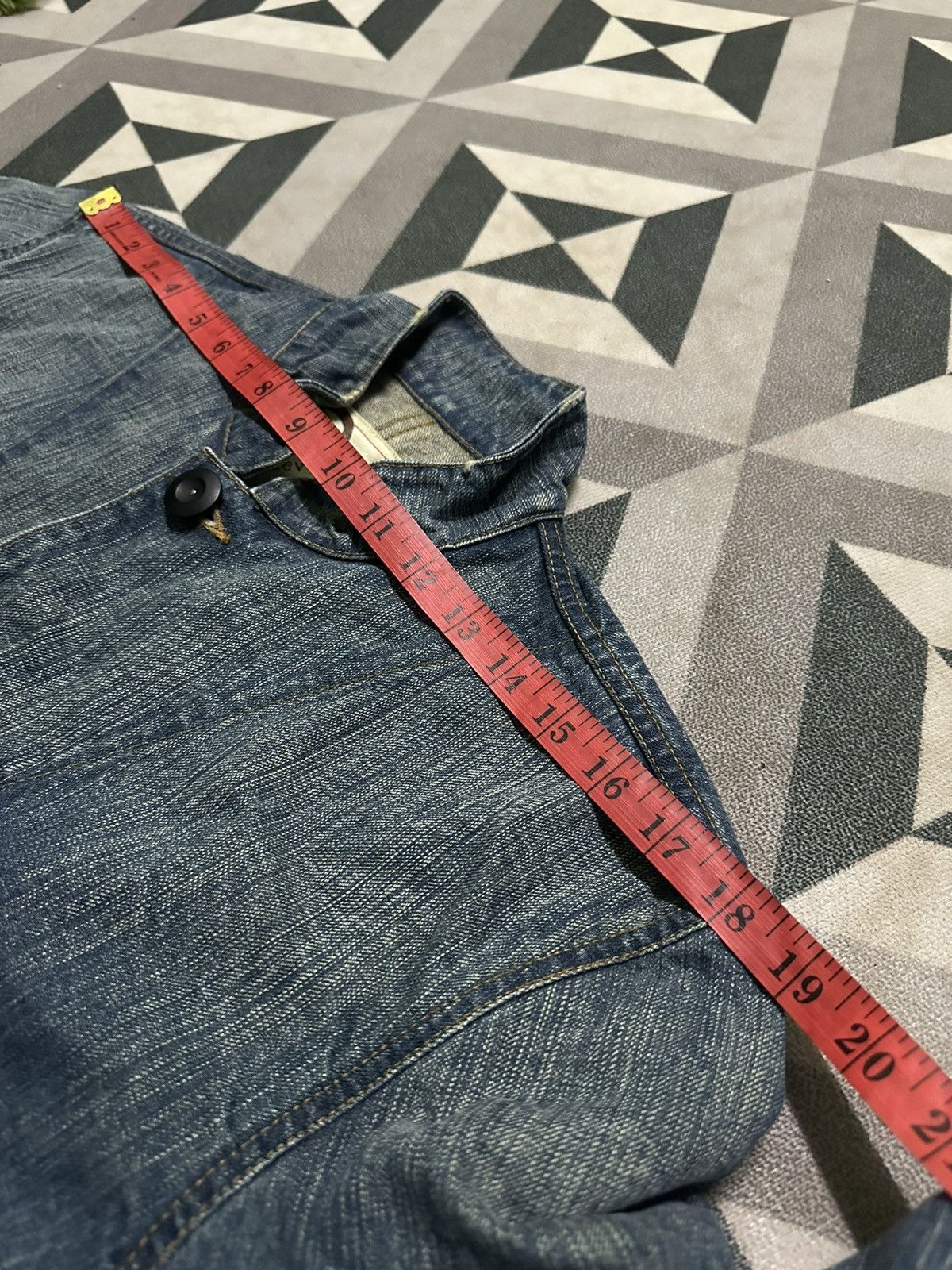 Levi's Levi’s Red single pocket denim jacket size L Size US L / EU 52-54 / 3 - 13 Thumbnail