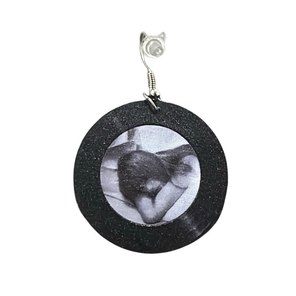 Other Taylor Swift Grey Black Record Fashion Earrings NEW Size ONE SIZE - 5 Thumbnail