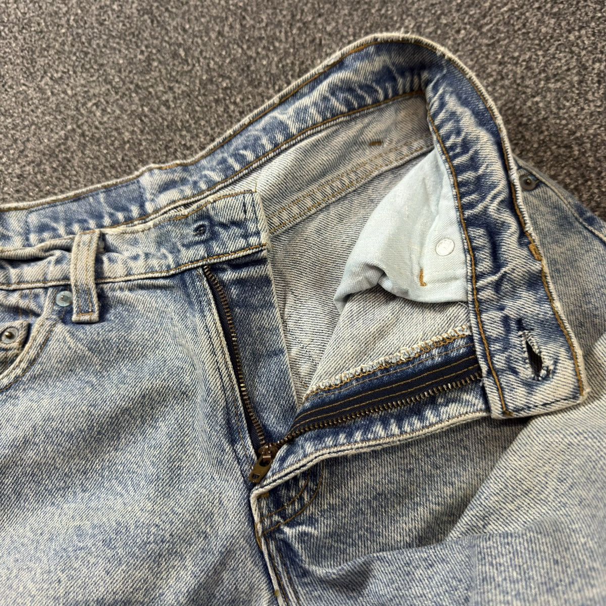 Levi's Vintage 90s Levis 505 Acid Washed Denim Made in Usa W27 Size US 27 - 17 Thumbnail