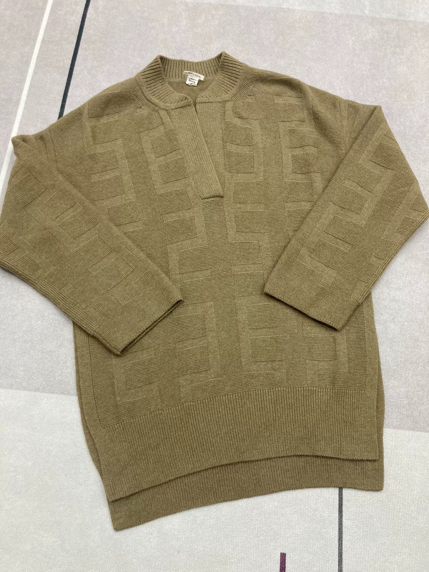 Hermes Hermes Green Wool Knit Sweater Size XXS / US 00 / IT 34 - 1 Thumbnail