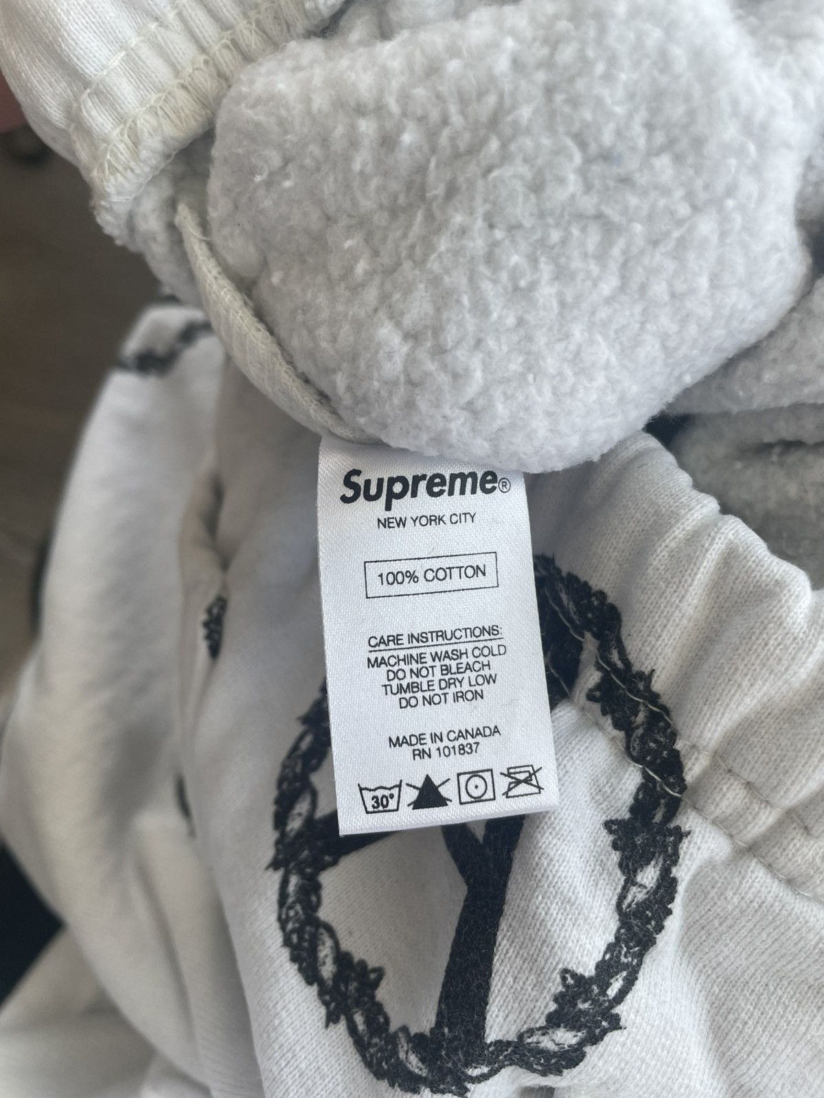 Supreme × Undercover Supreme x Undercover Anarchy Logo Sweatpants White XL Size US 36 / EU 52 - 5 Thumbnail